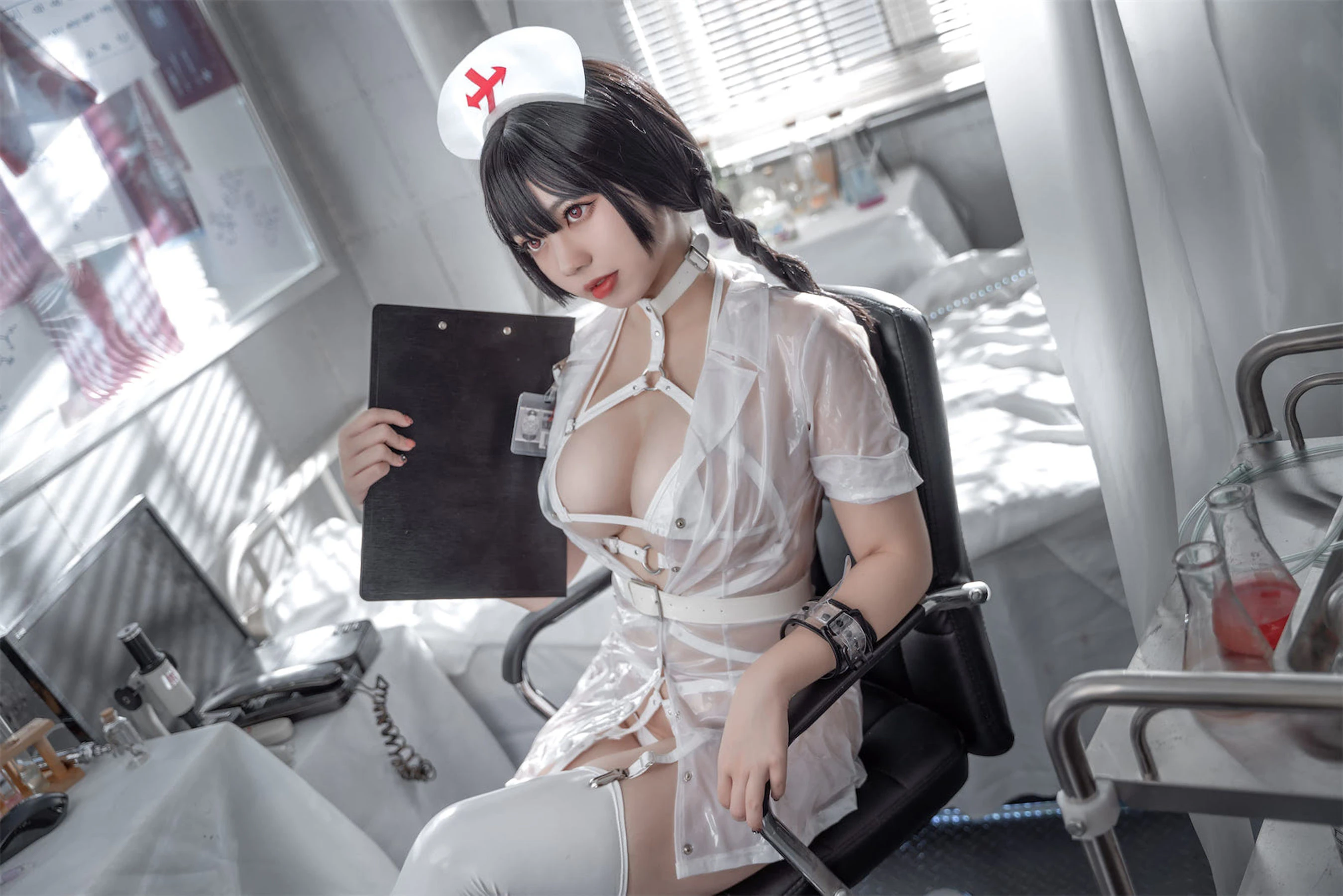 啊日日_Ganlory – 未来白色护士高清在线免费欣赏–微密图社-微密图社