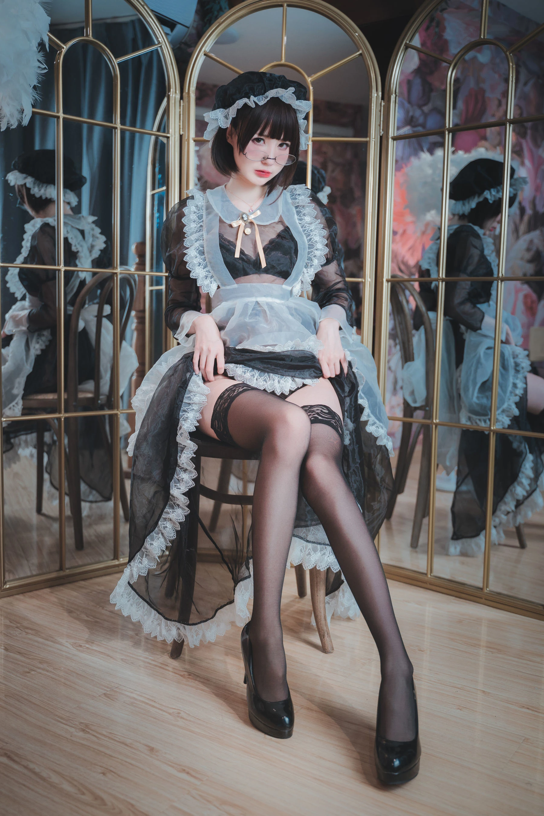 西园寺南歌 – 透明女仆插图2