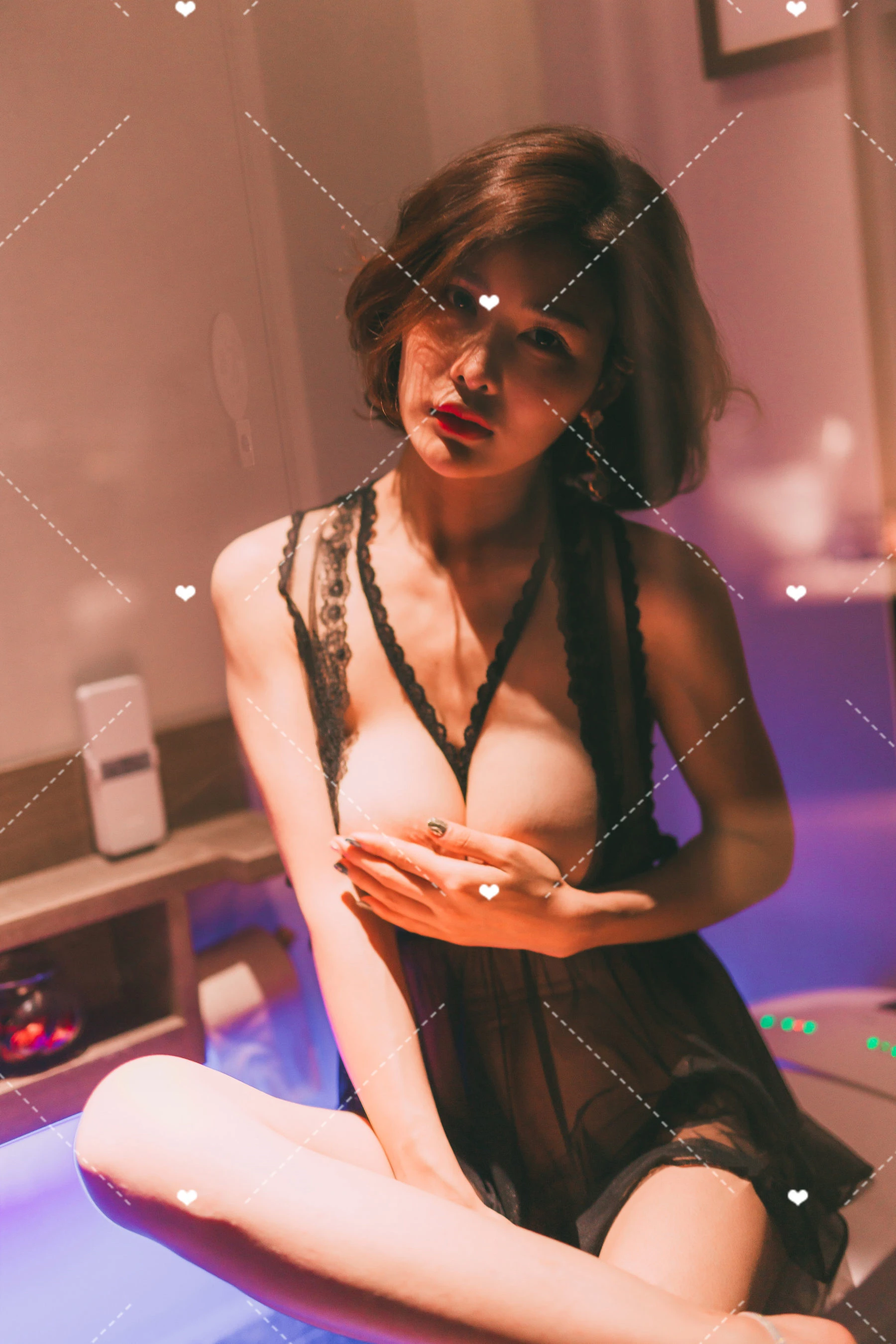 闫盼盼 2018年7月写真《透视》插图4