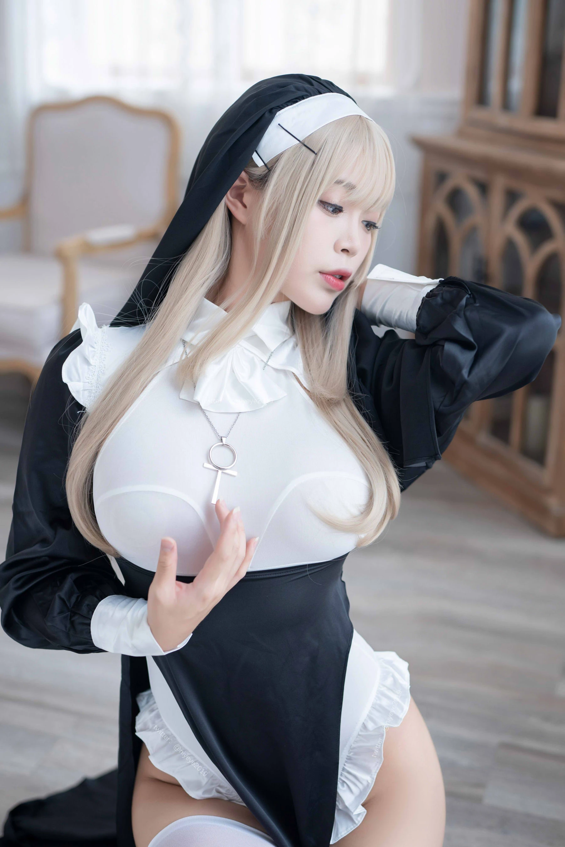 萌系小姐姐-白烨- – 禁x欲修女插图7