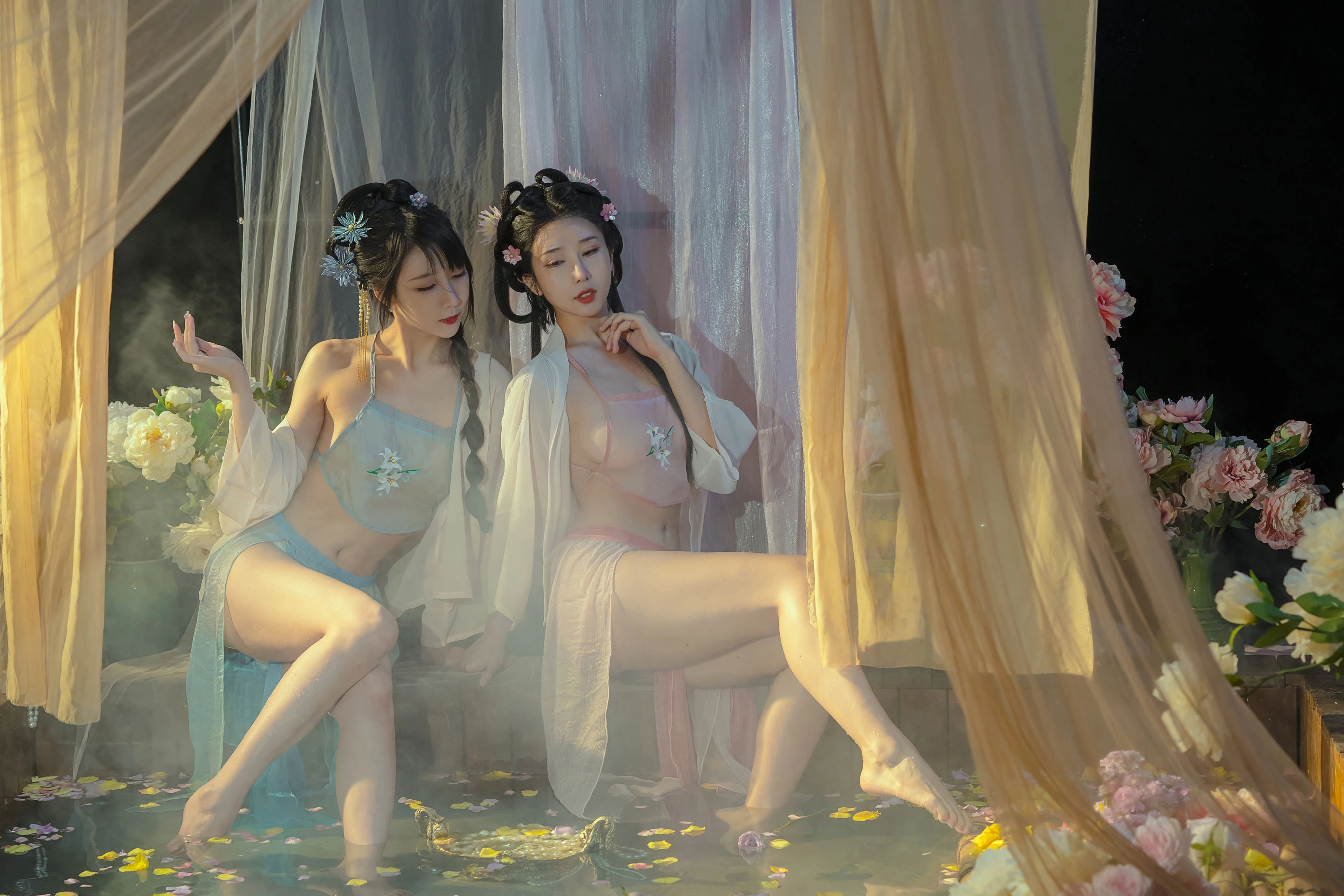 云溪溪 – 奶桃 水池 [42P]高清在线免费欣赏–微密图社-微密图社
