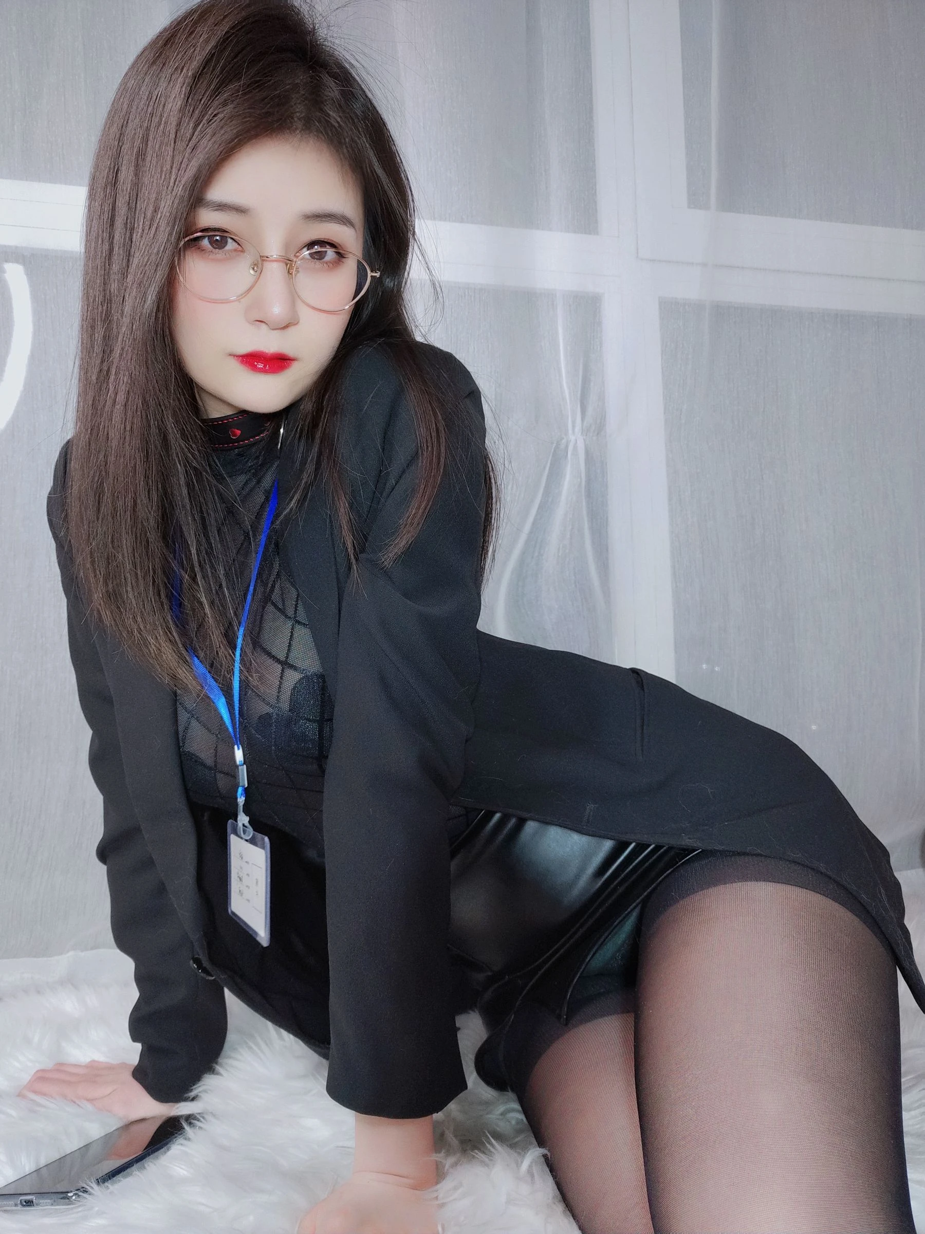 Coser小姐姐白银 – 黑丝情趣插图1
