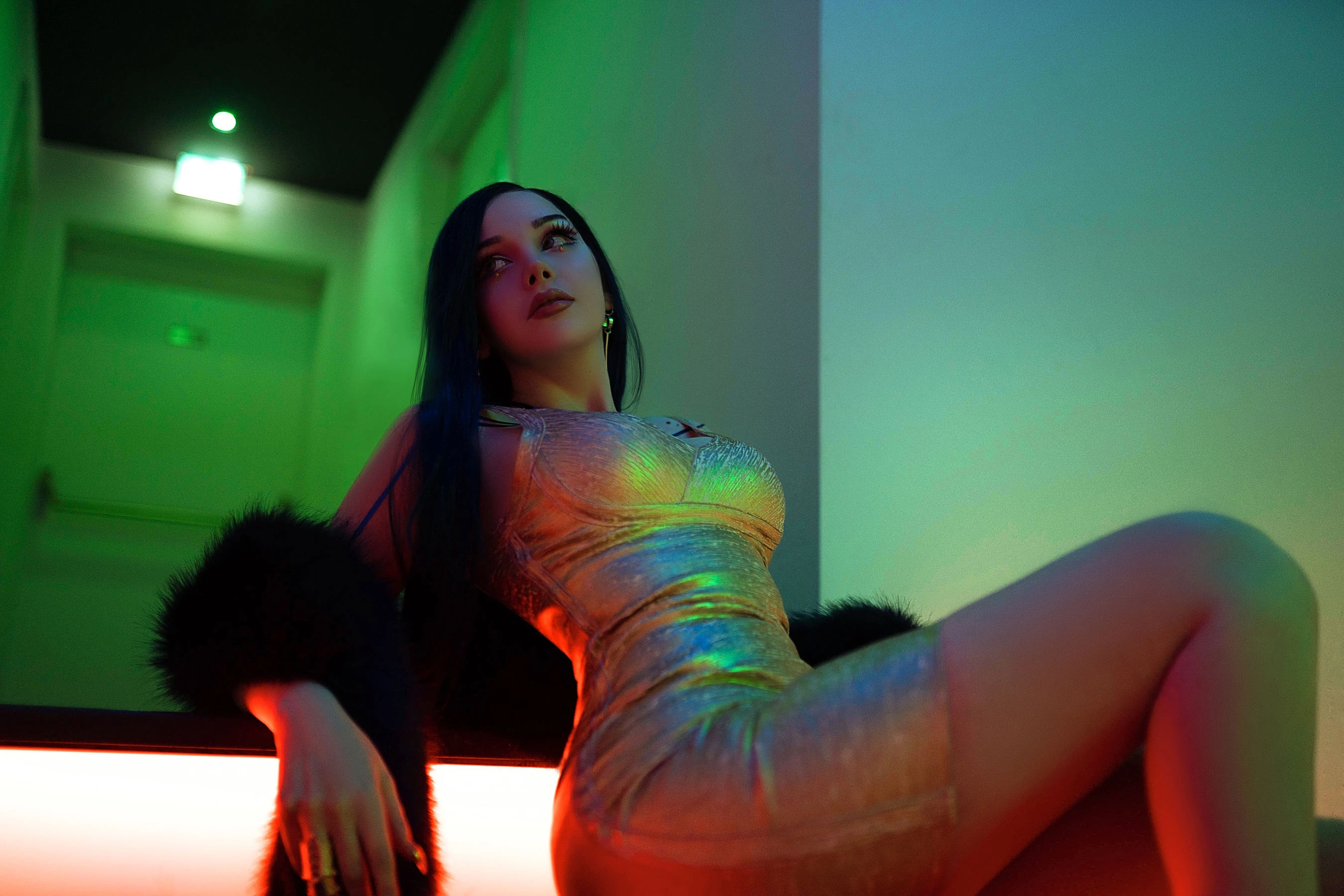 国外美女SayaTheFox – Cyberpunk Dress插图3