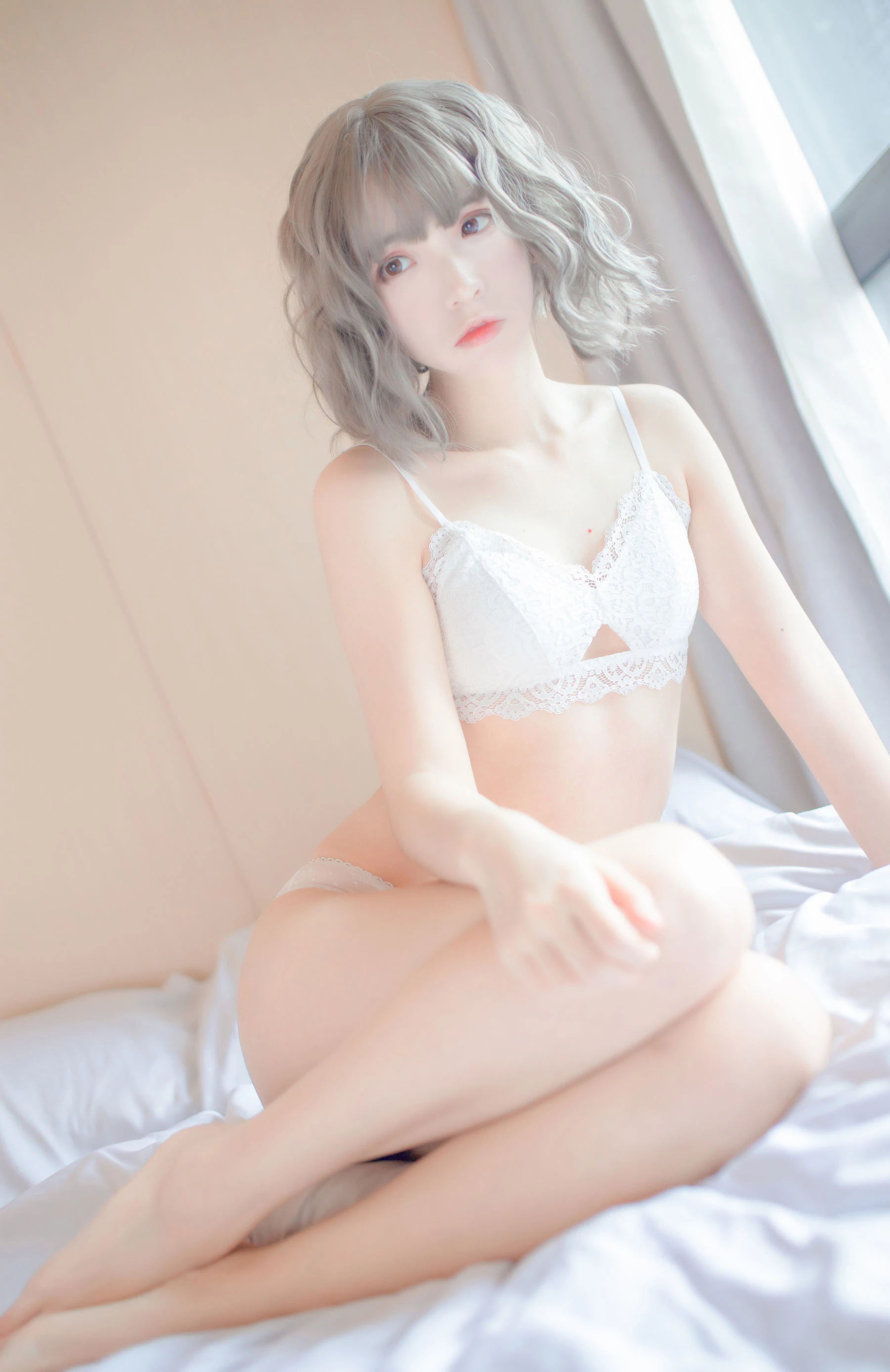疯猫ss – 思绪之内衣插图1