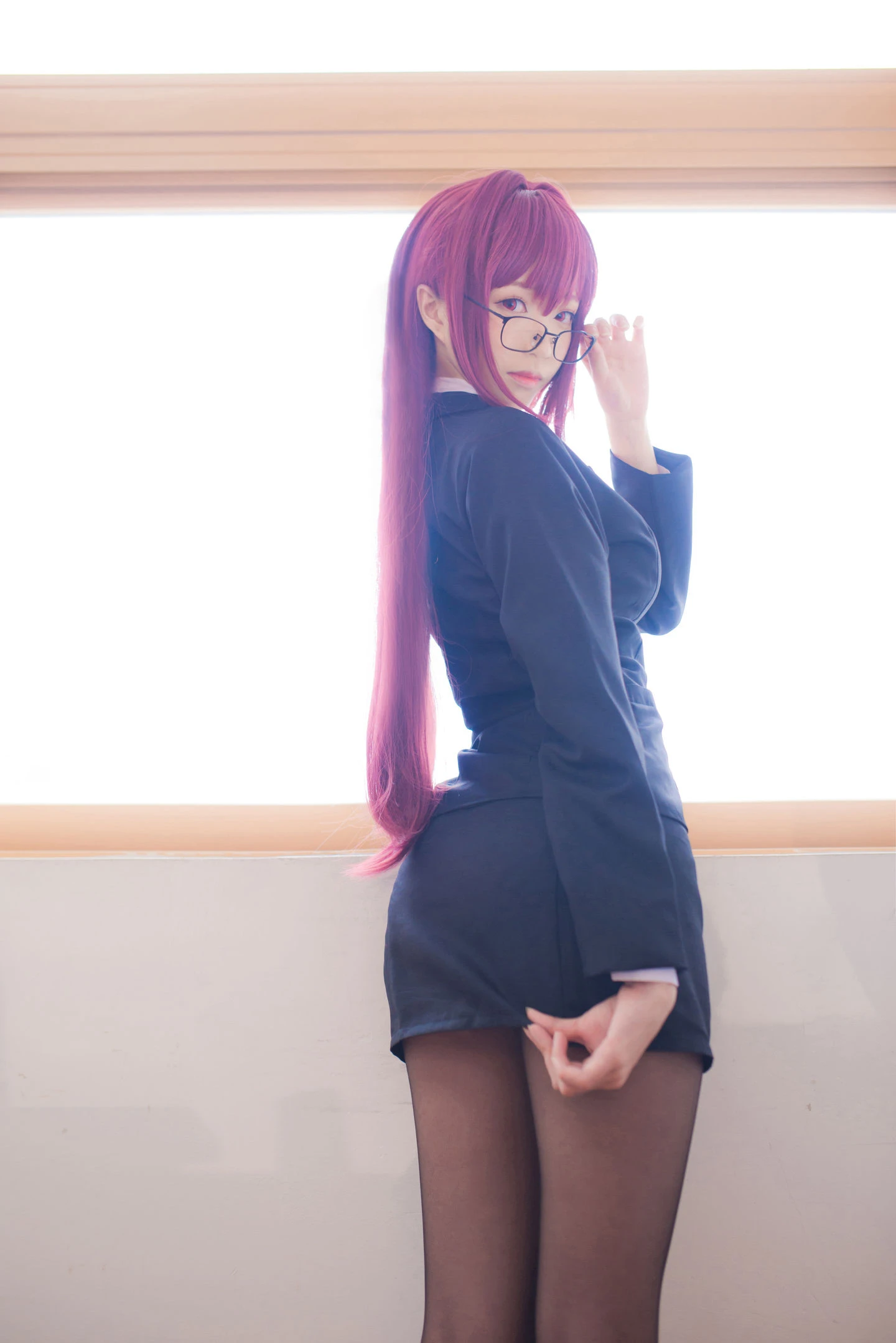 长腿Coser青青子Js – 斯卡哈 教师插图1