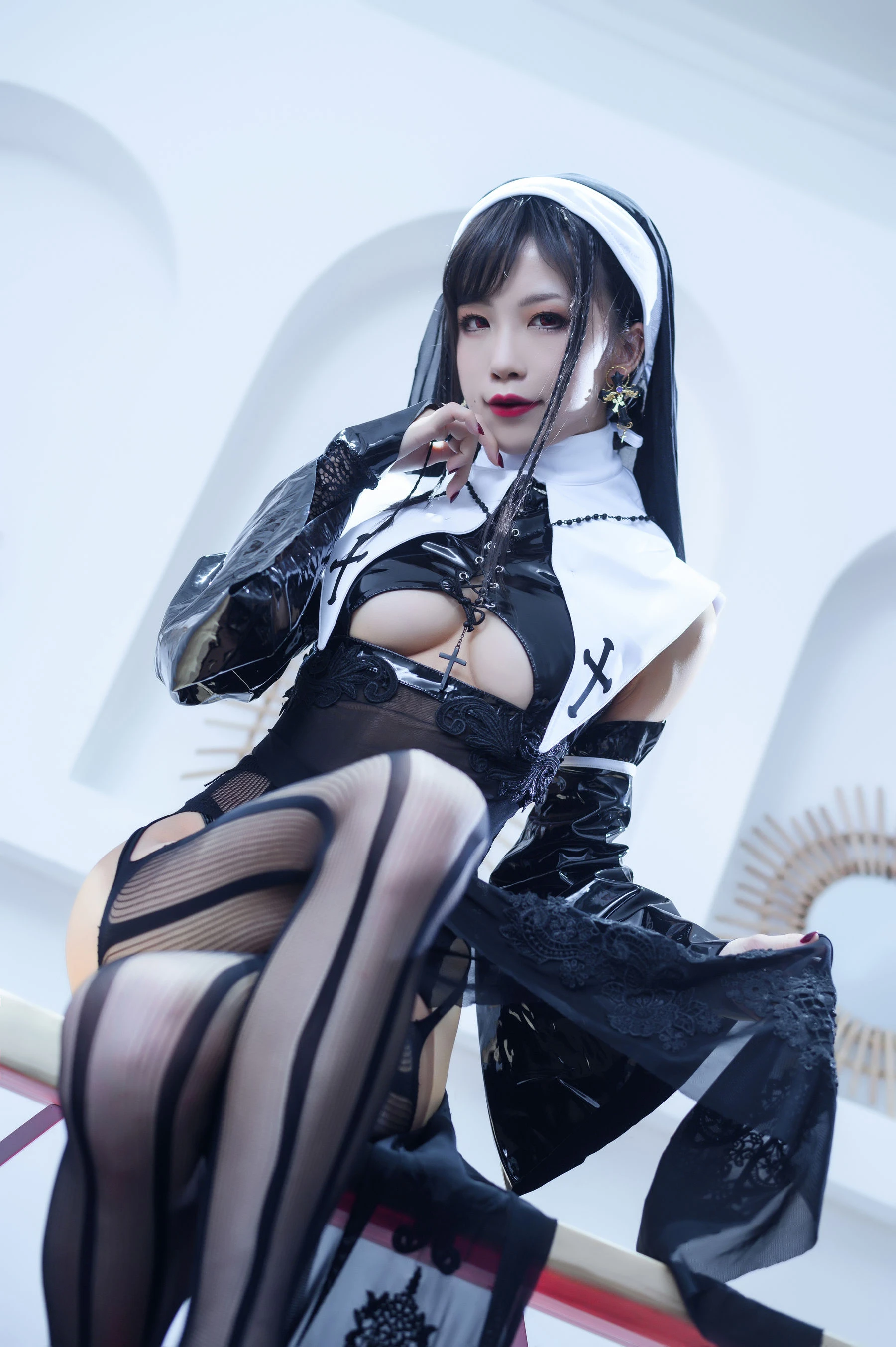 动漫博主水淼aqua – 修女插图2