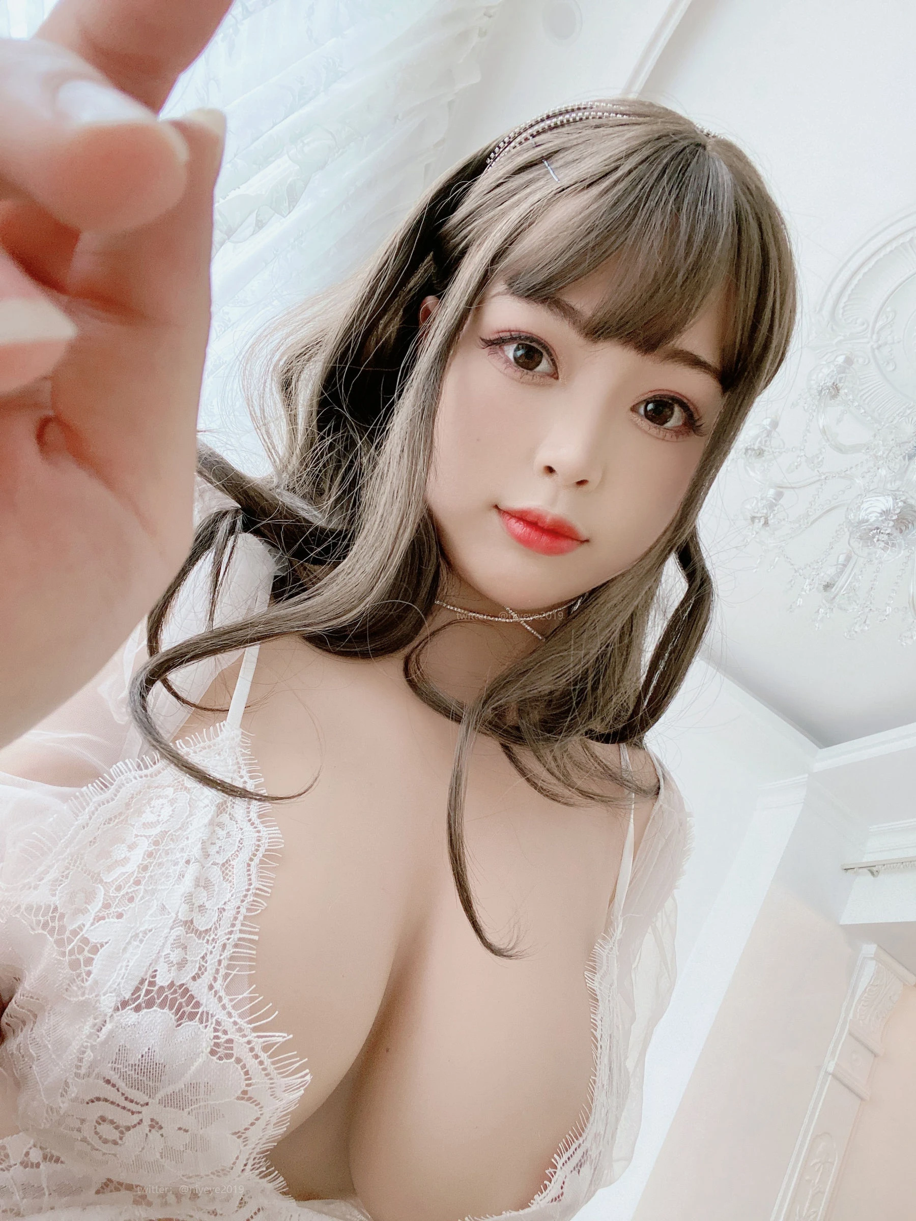 白烨-&耶米西奶露 – 人妻の回家诱惑 [25P]插图3