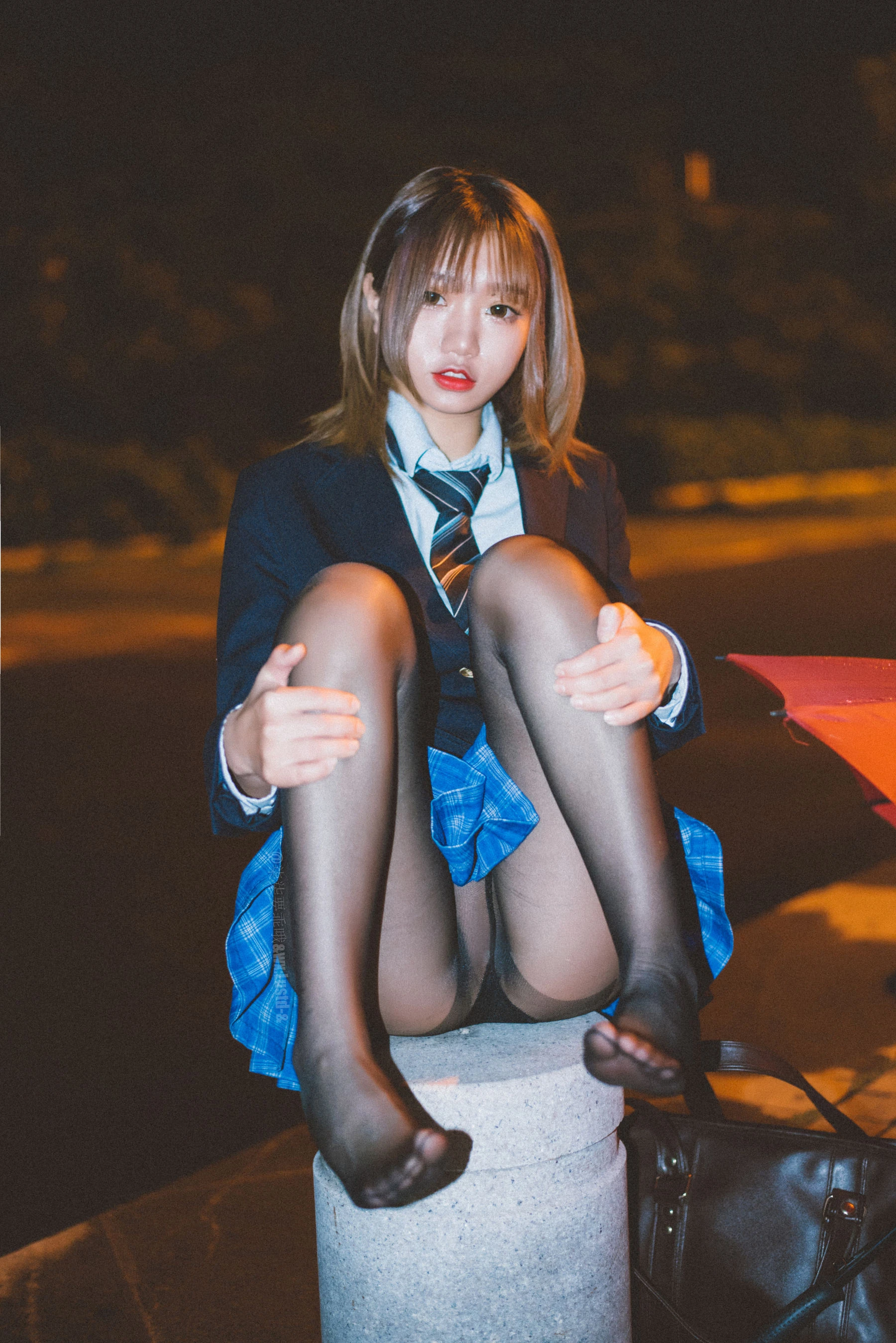 动漫博主柒柒要乖哦 – 深夜公园JK [36P]高清在线免费欣赏–微密图社-微密图社