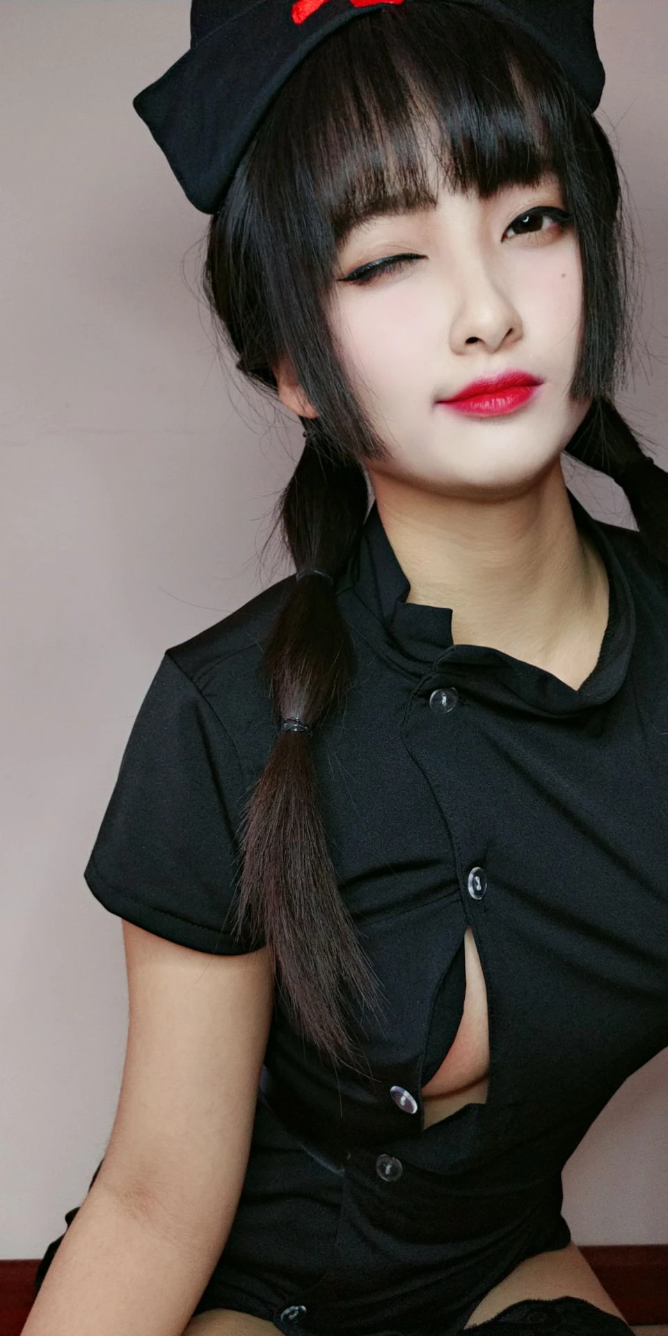 动漫博主洛璃LoLiSAMA – 情人节小护士 [90P]插图5