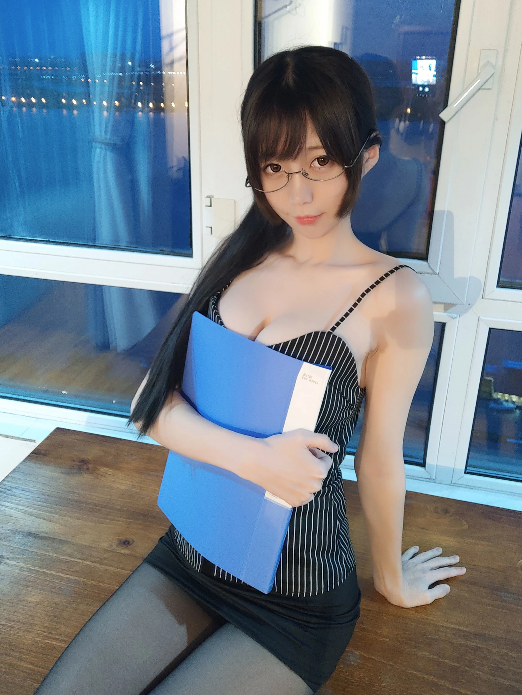NAGISA魔物喵 自摄系列 No.001 专属秘书高清在线免费欣赏–微密图社-微密图社