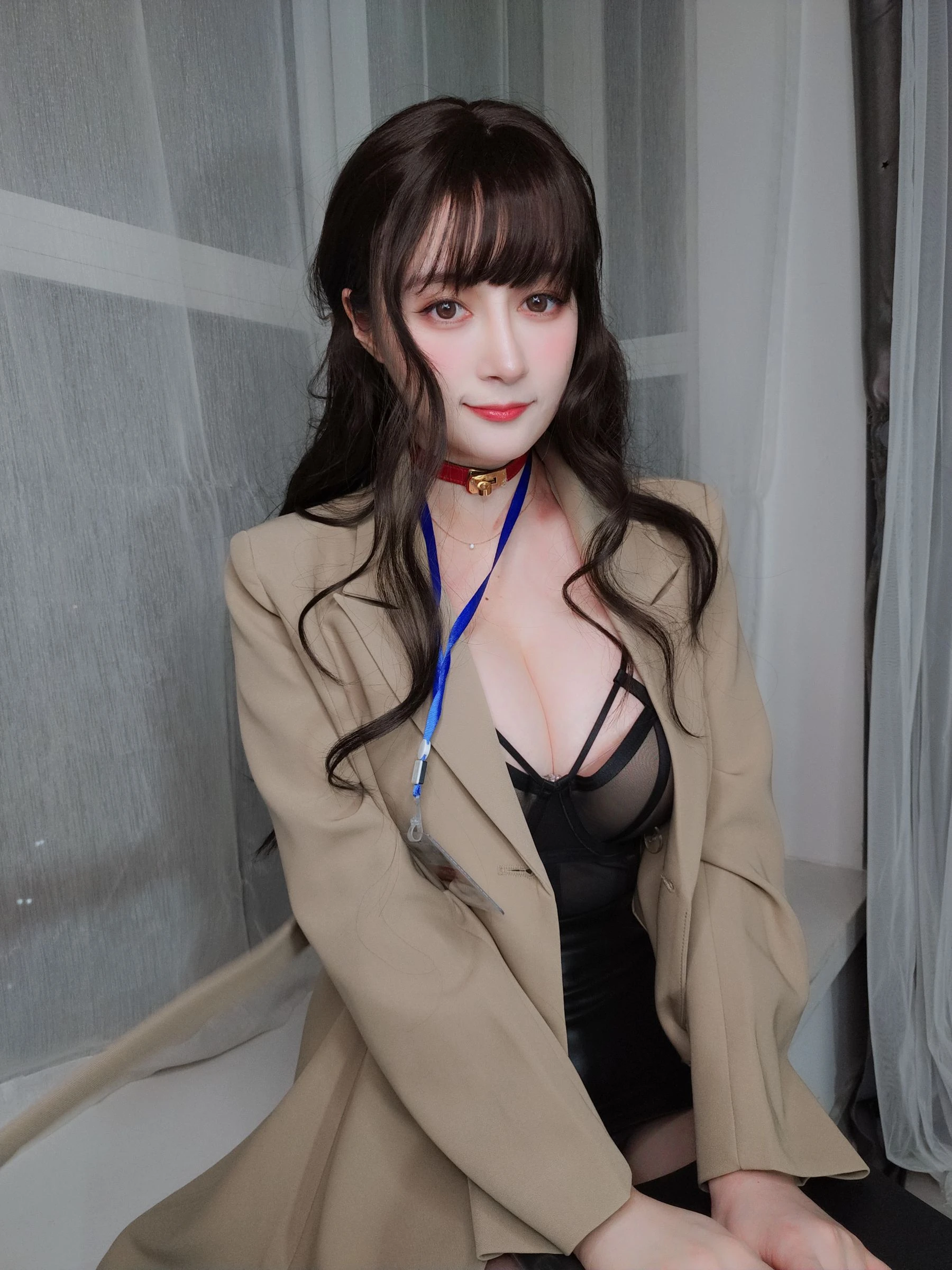 Coser小姐姐白银 – 残業中 ing插图7