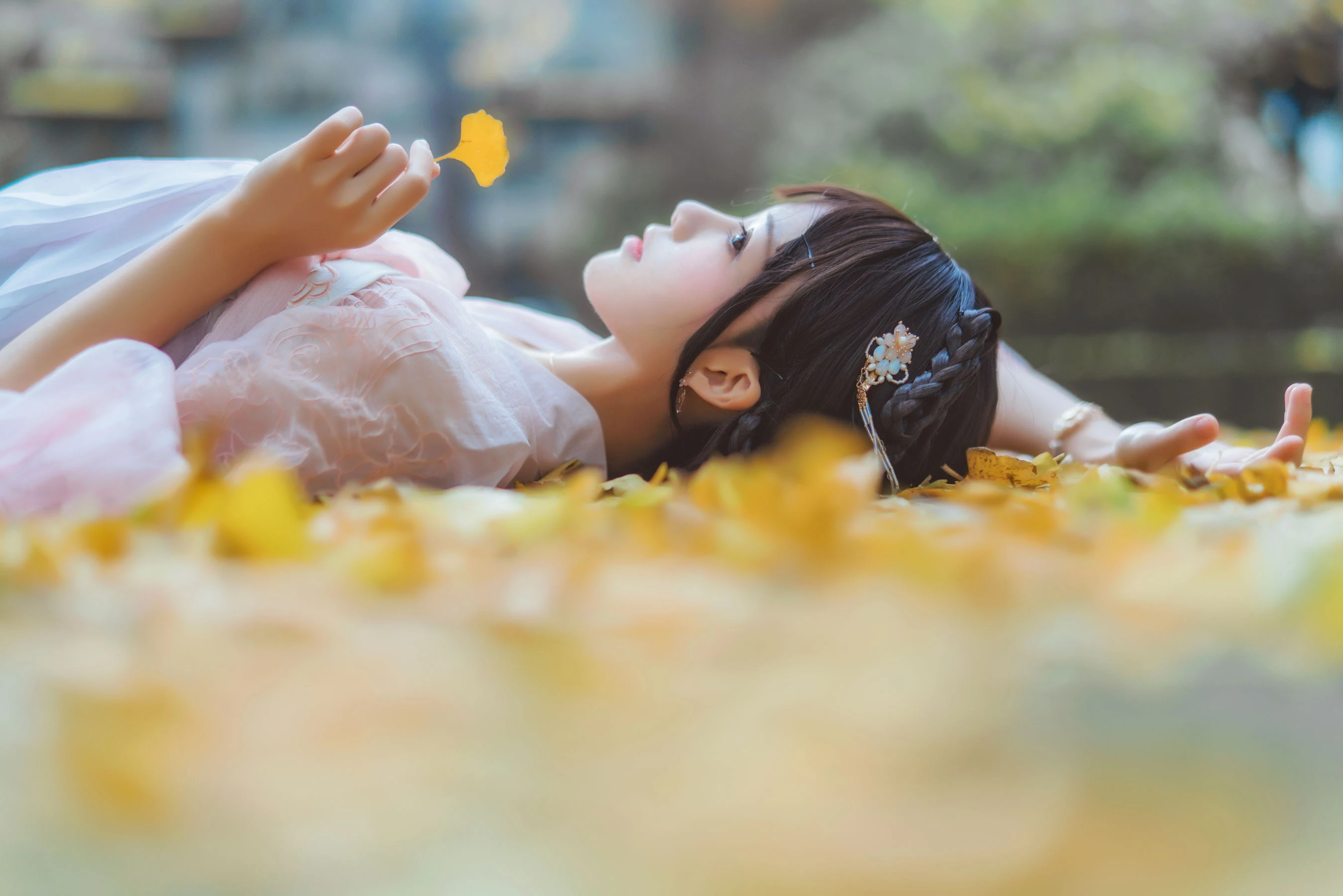 桜桃喵 – 温柔之汉服银杏插图7