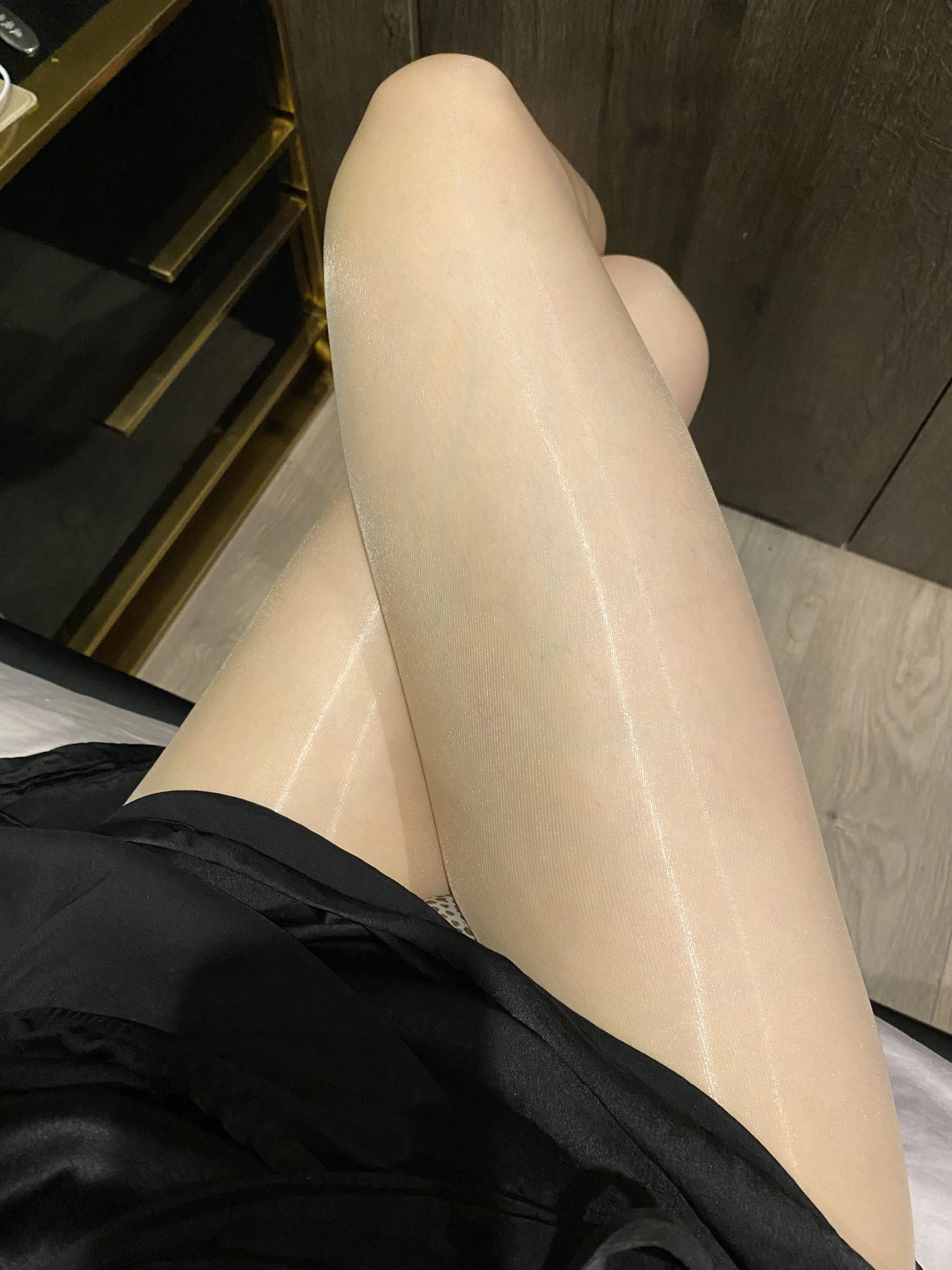 丝足博主麋鹿_Monroe 2020.08.29 亮是一种态度 [30P]插图2
