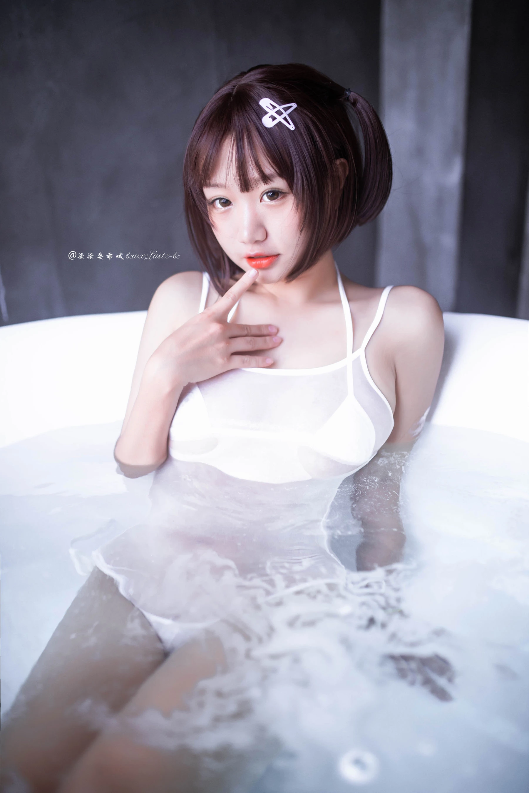动漫博主柒柒要乖哦 – 死库水Spa [34P]高清在线免费欣赏–微密图社-微密图社