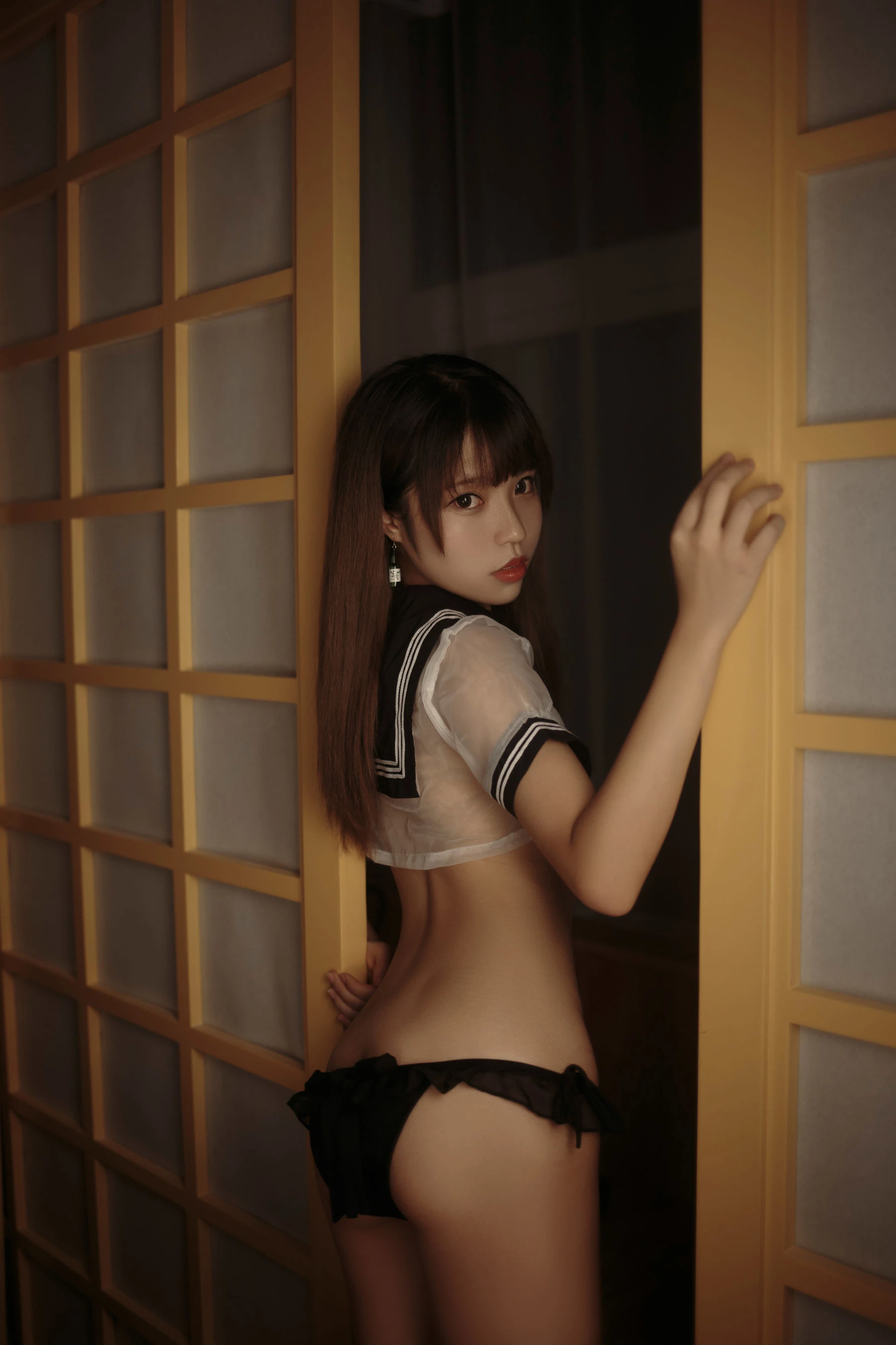 萌妹白易子教主 – 透明水手服插图5