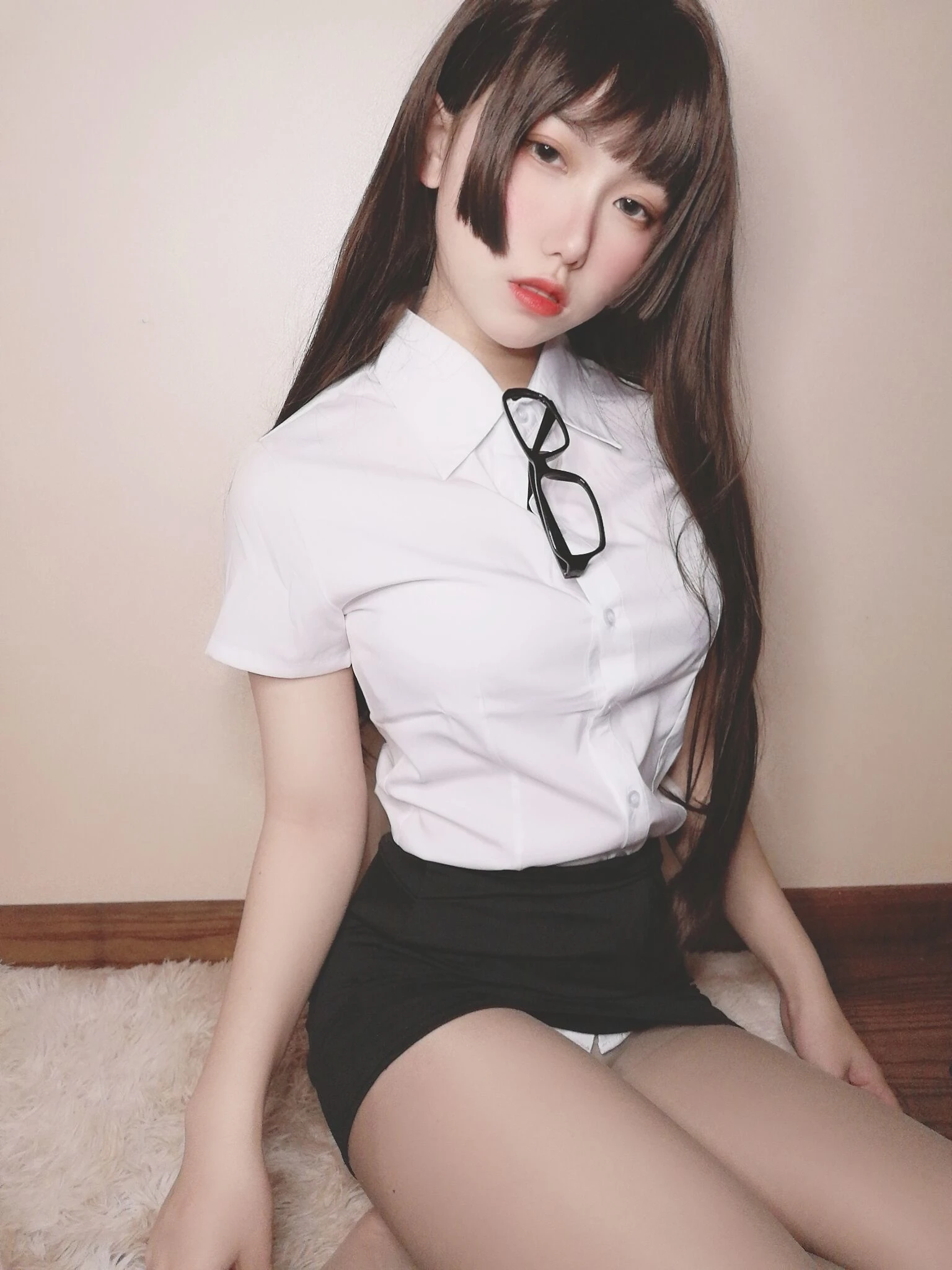 柚子猫 – 醉酒小秘书插图7