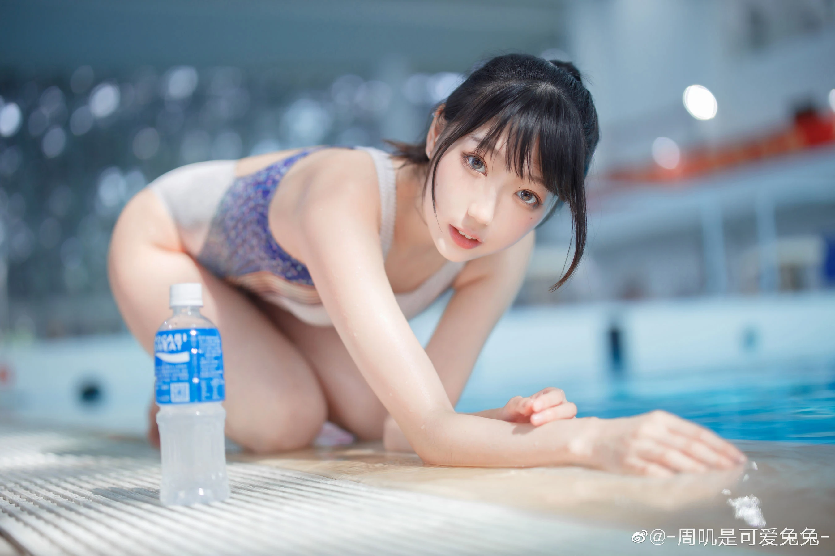 周叽是可爱兔兔 – 泳装插图4