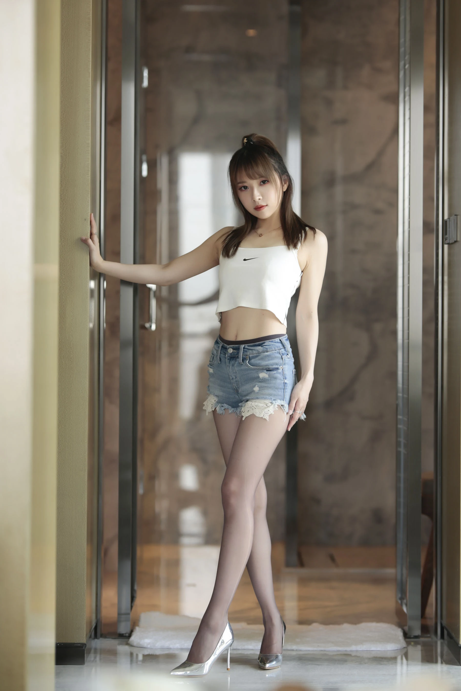 斗鱼主播小女巫露娜 – 牛仔小裤裤 [84P]插图6