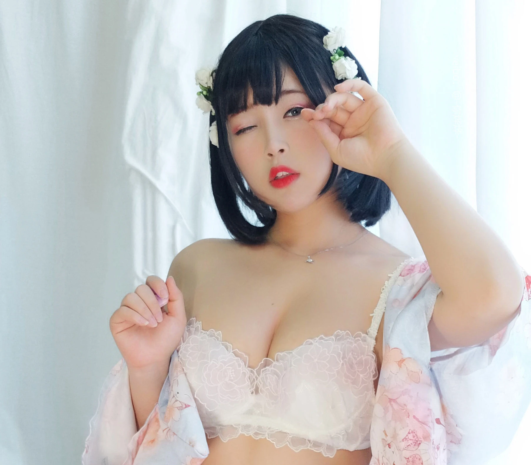萌系小姐姐-白烨- – 花与酒与少女 [58P]插图1
