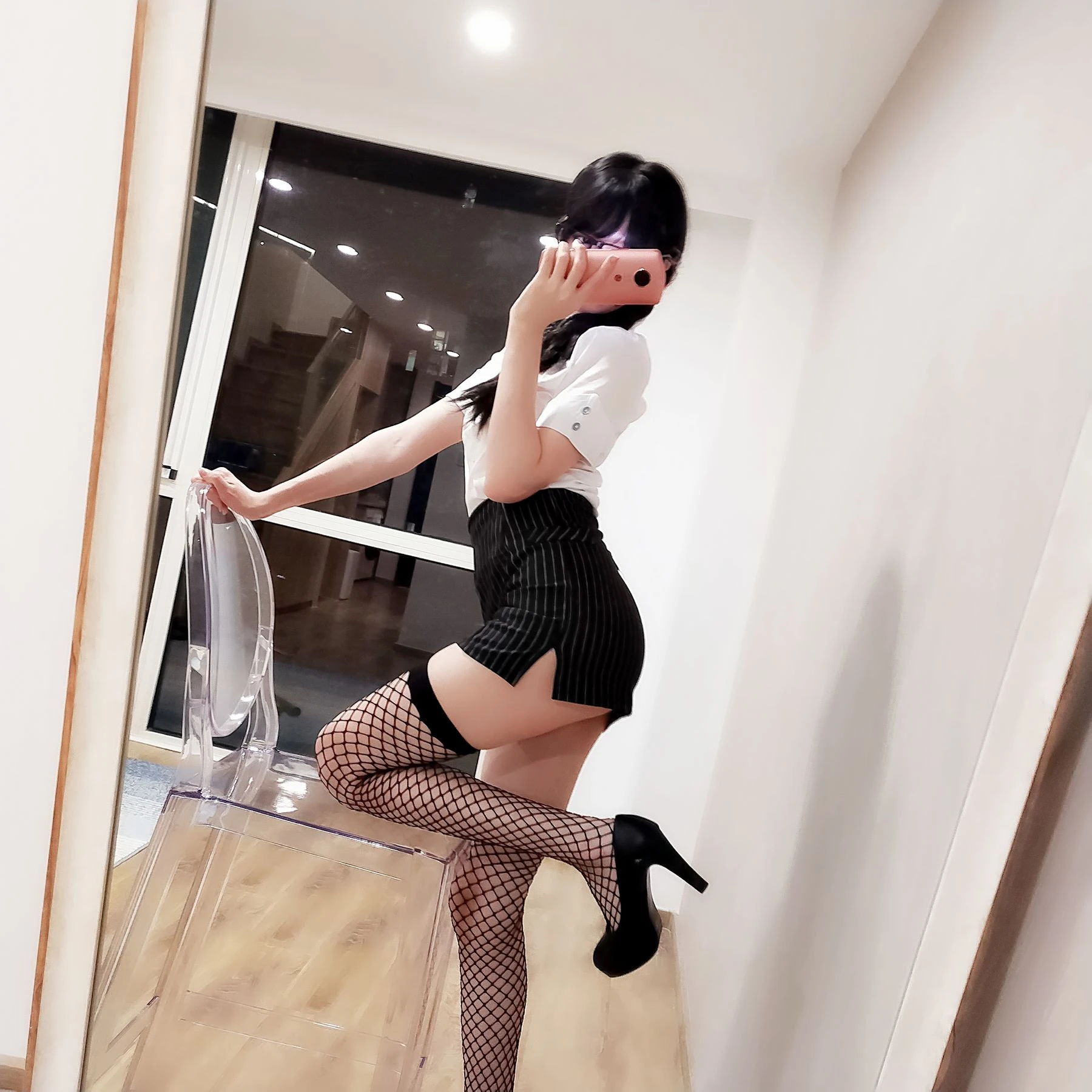 NAGISA魔物喵[fantia] – 黑丝网袜ol~~~插图1