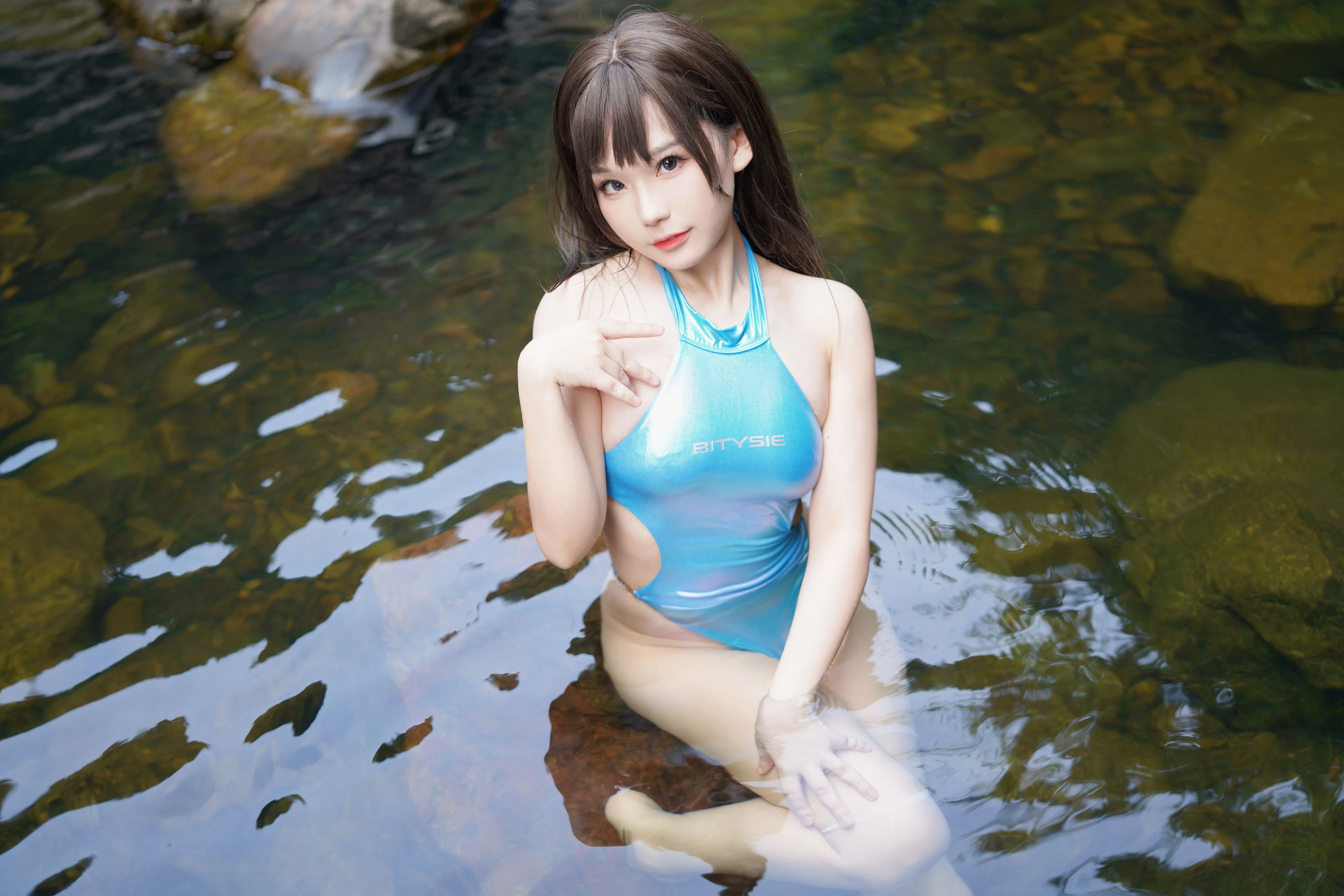 七七娜娜子 – 竞泳插图1