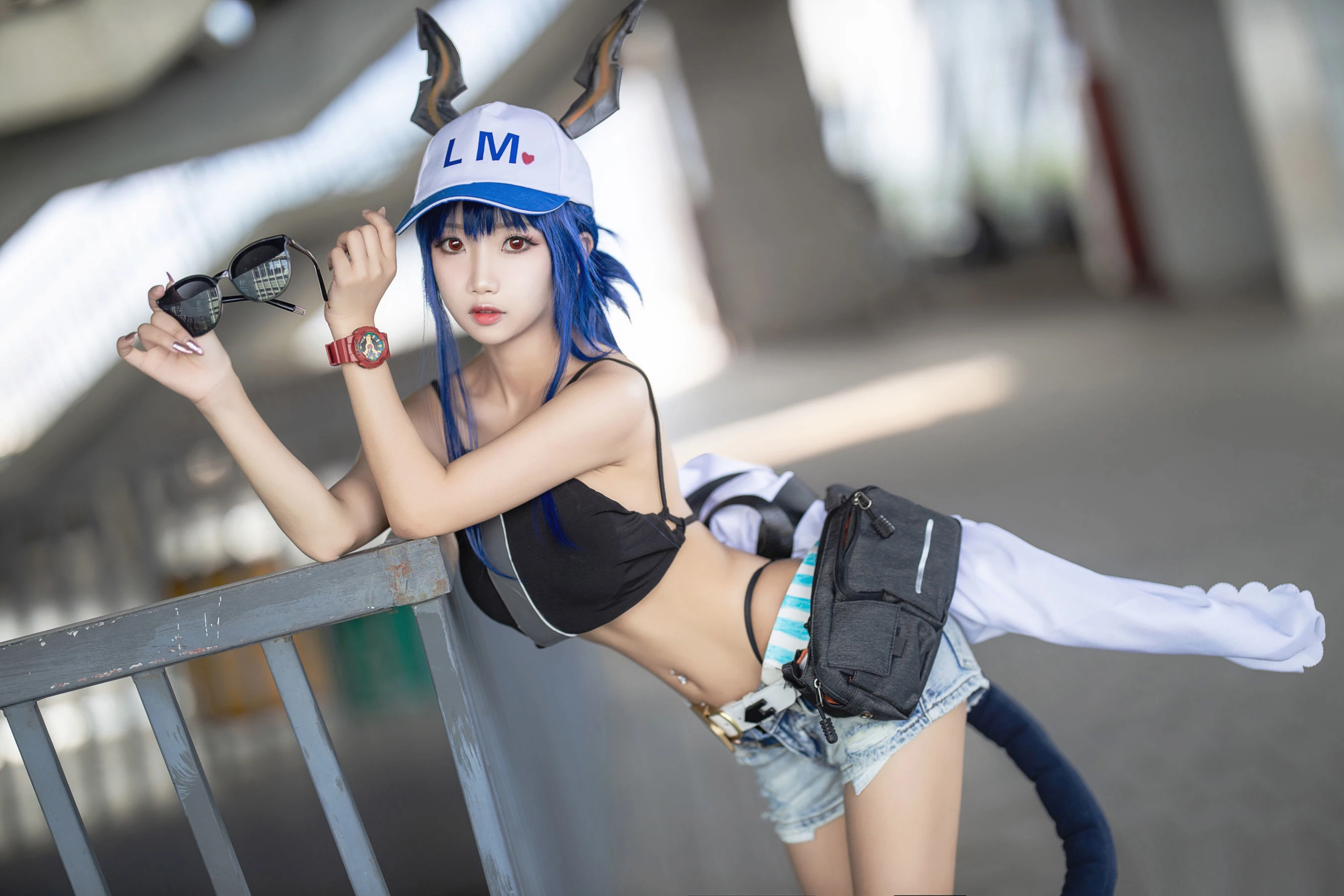 白嫩美少女鬼畜瑶 女游客c插图3