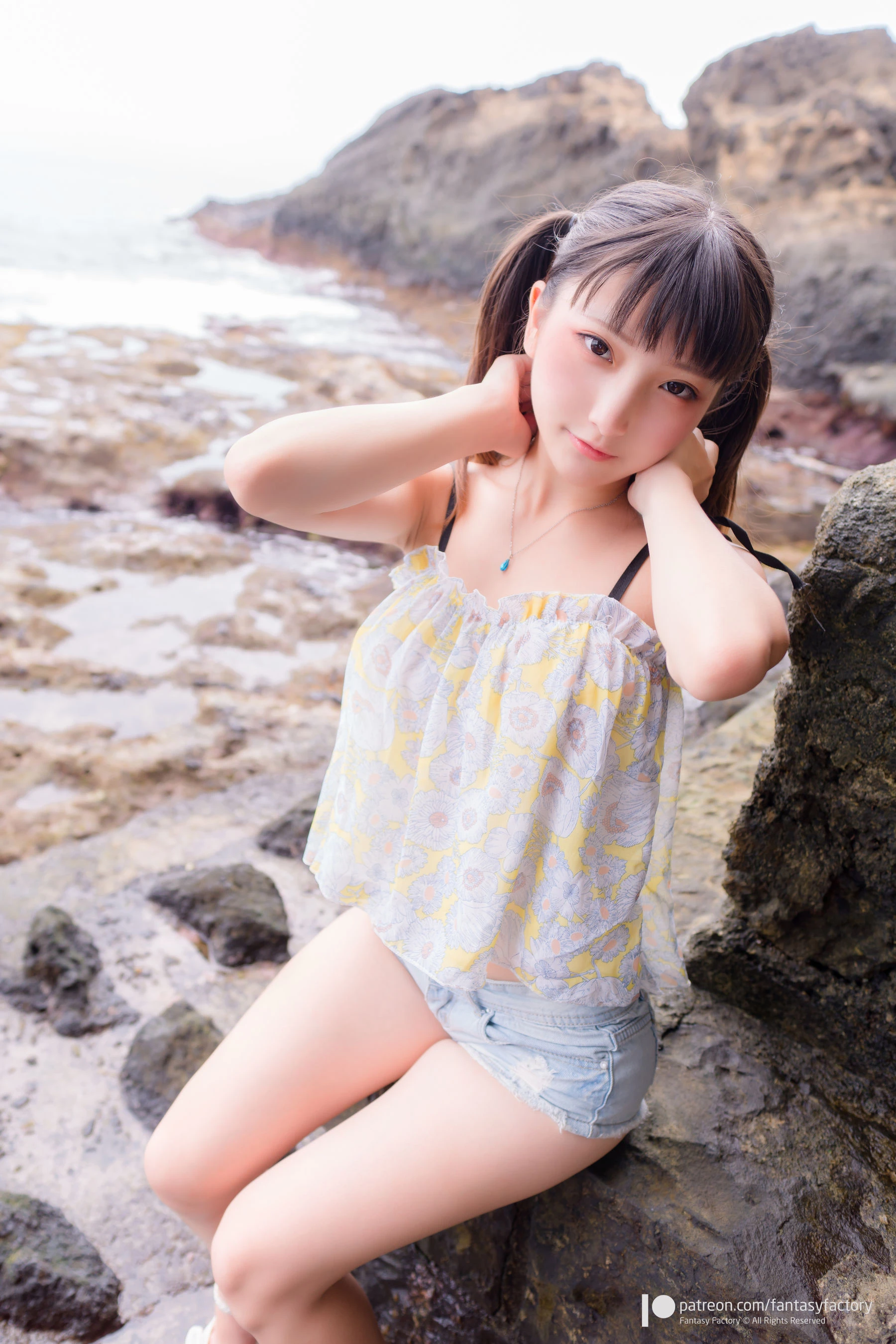 小丁 《Fantasy Factory》 – 2019.10 小可爱 兔耳 魔女 [78P]插图2