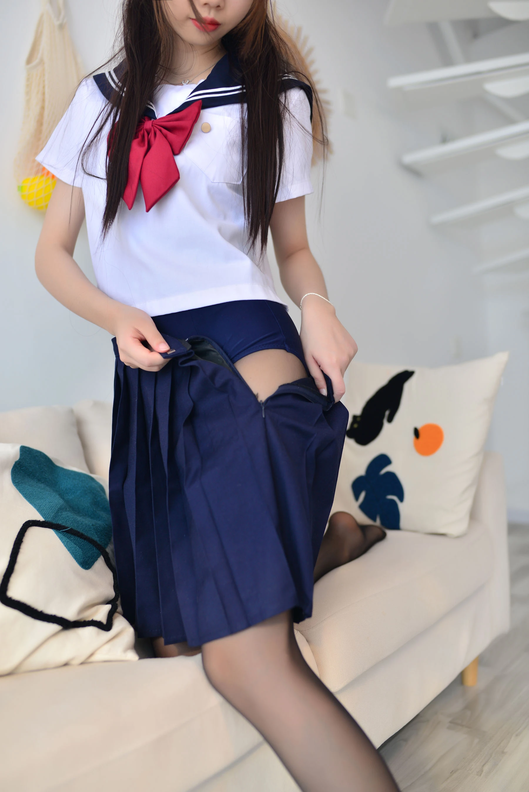 Cos小姐姐雪琪 – 黑丝JK死库水插图7