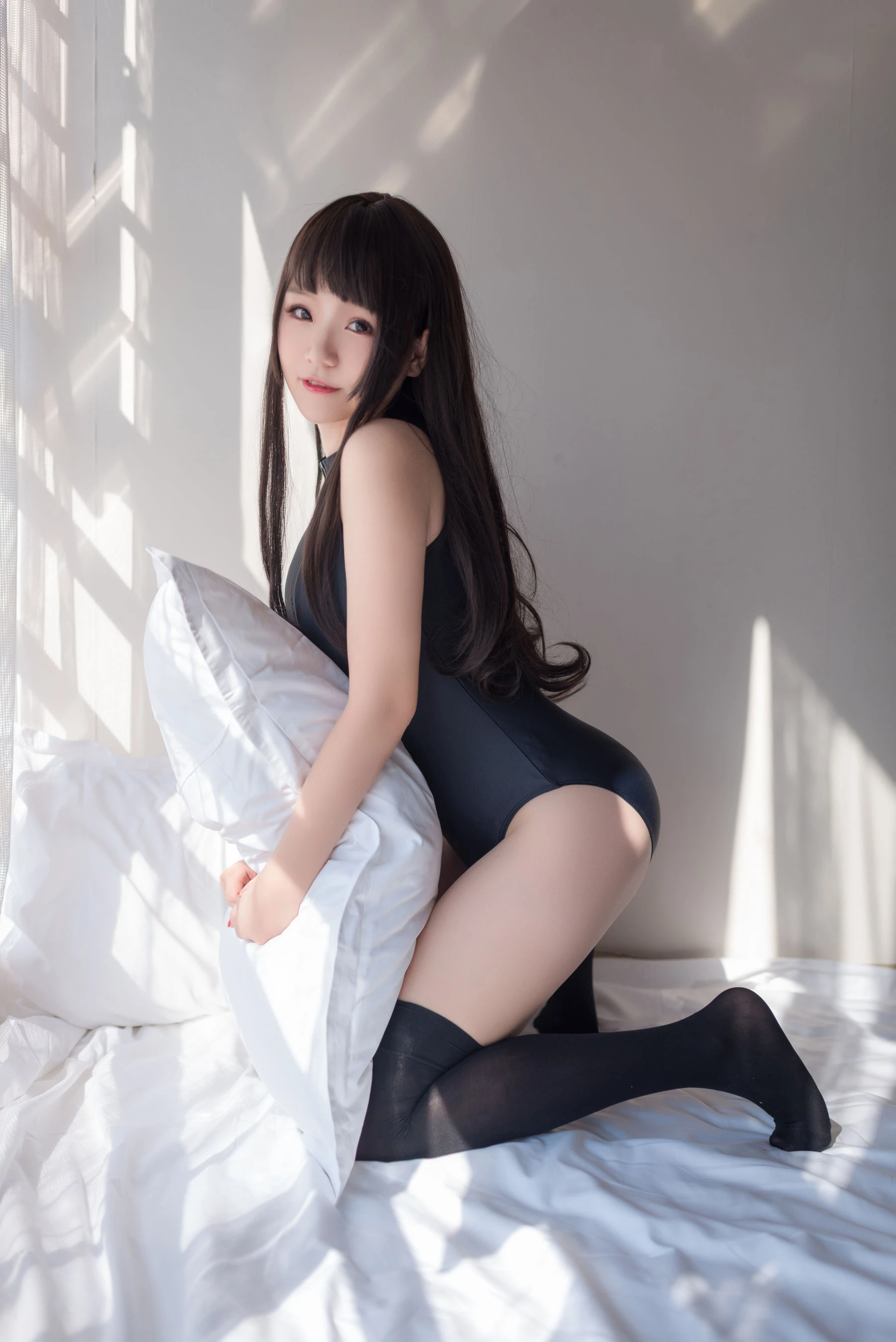 [萝莉COS] Yoko宅夏《开胸泳衣2》 [28P]插图2