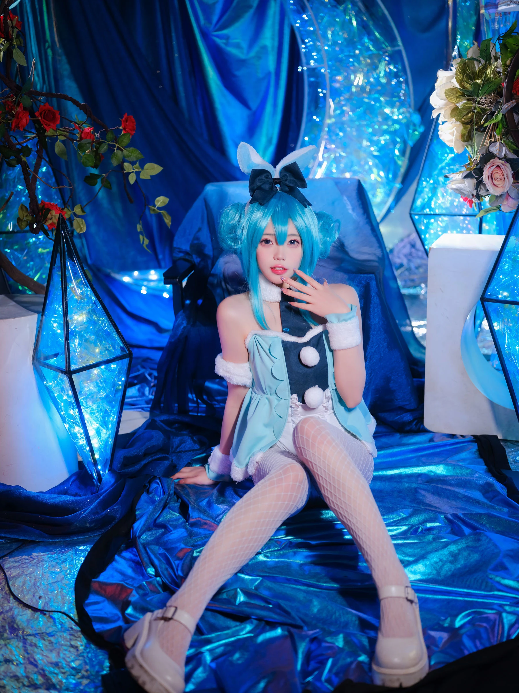 咬一口兔娘 – MIKU初音未来兔女郎 [12P]插图1