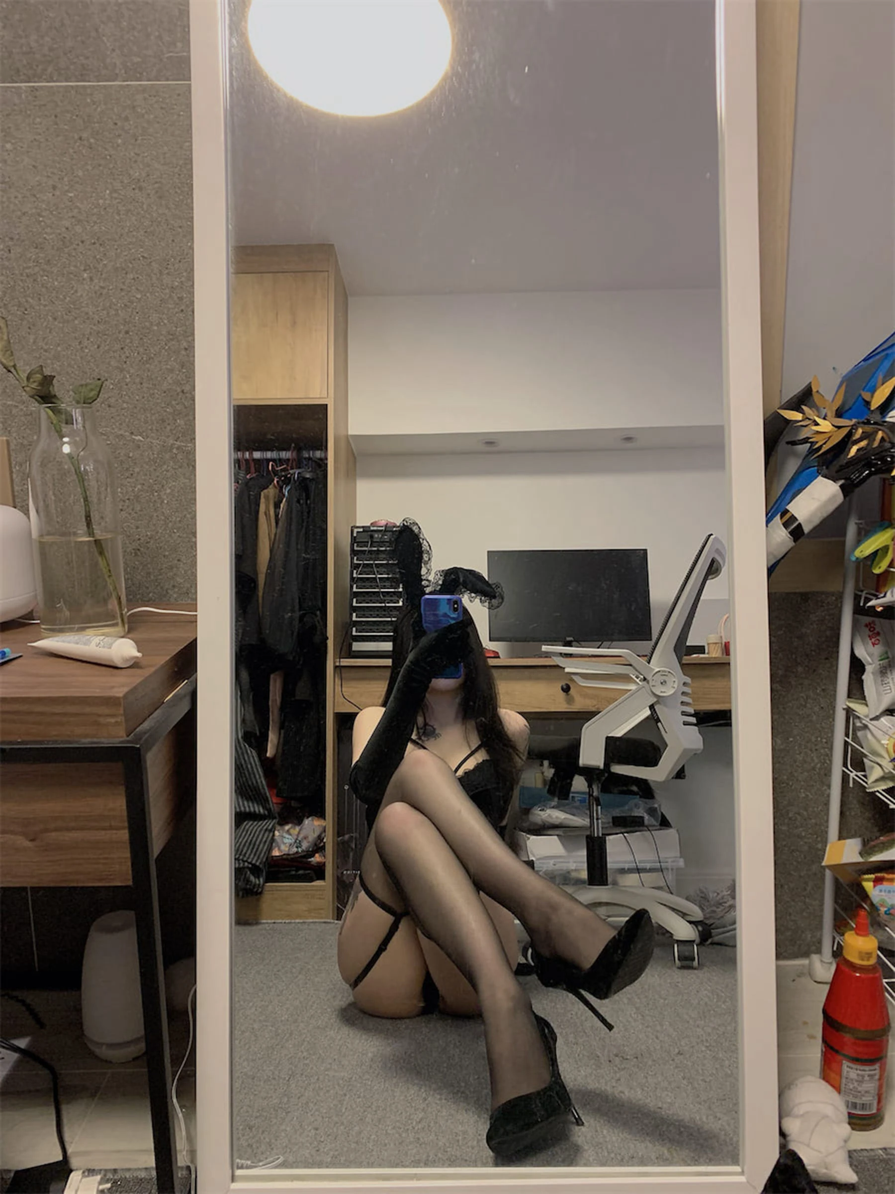 vams子 – 黑色兔女郎插图2