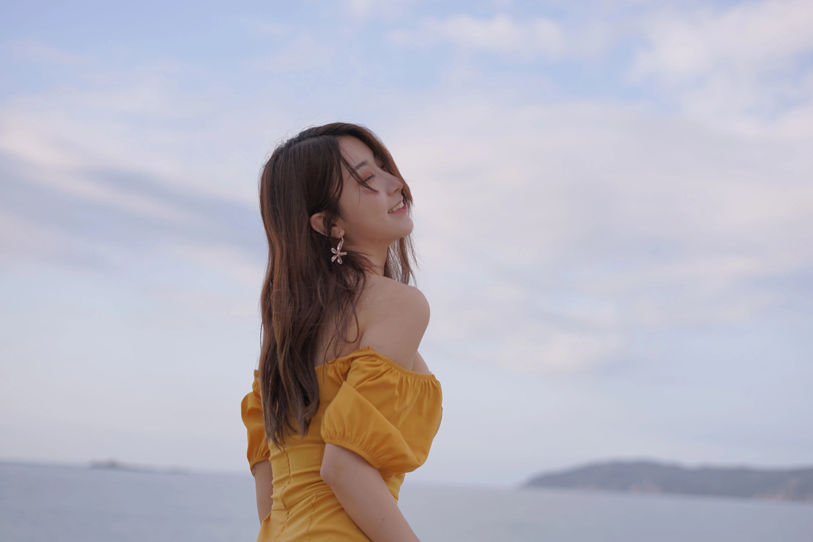 人气Coser黑川 – 海岛之旅 黄色连衣裙插图8