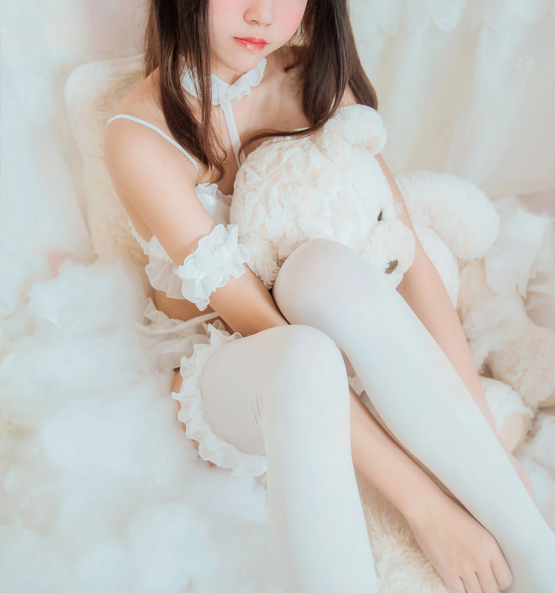 疯猫ss《喵喵睡衣》插图1