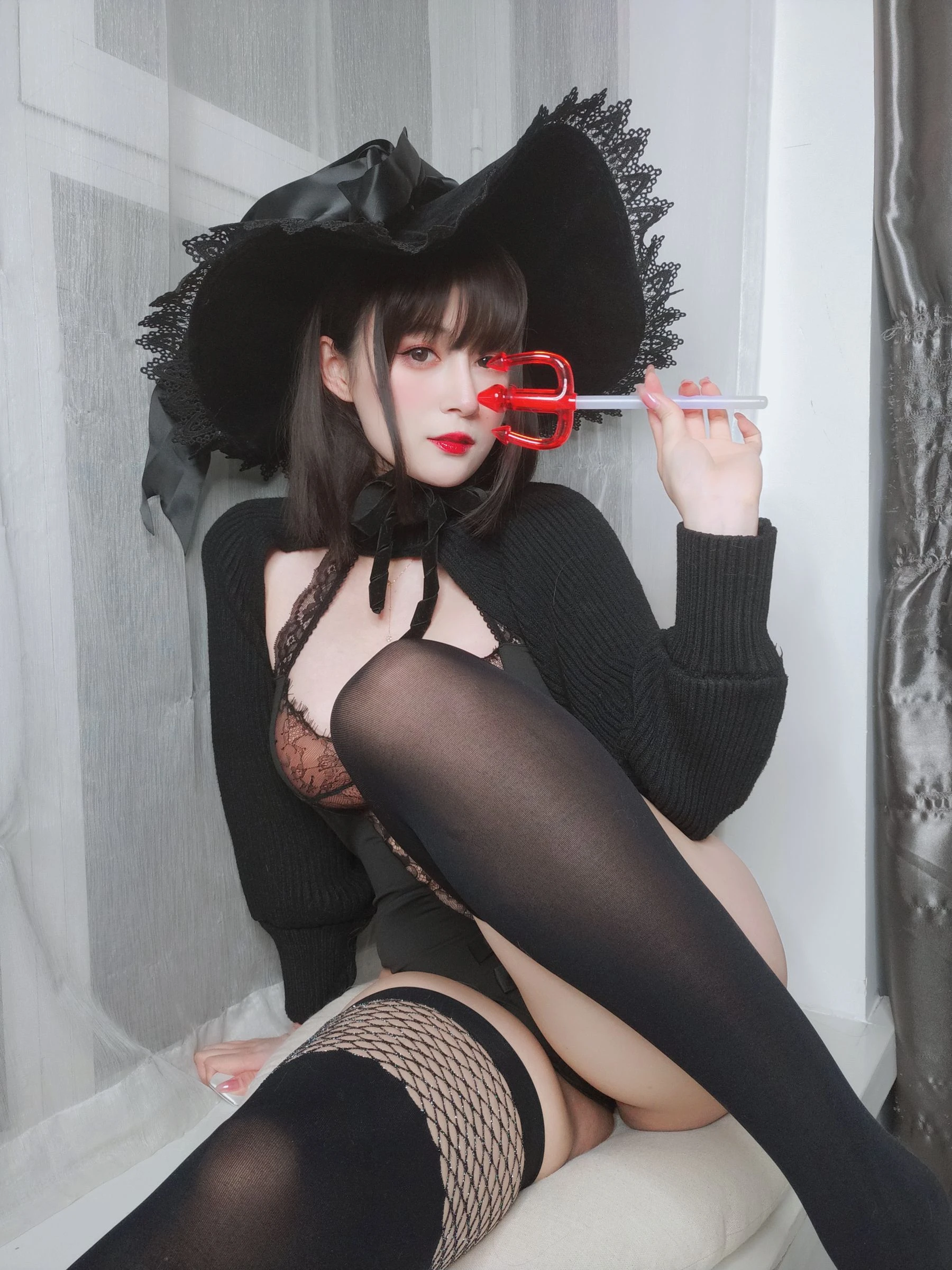 Coser小姐姐白银 – 柴郡魔女插图8