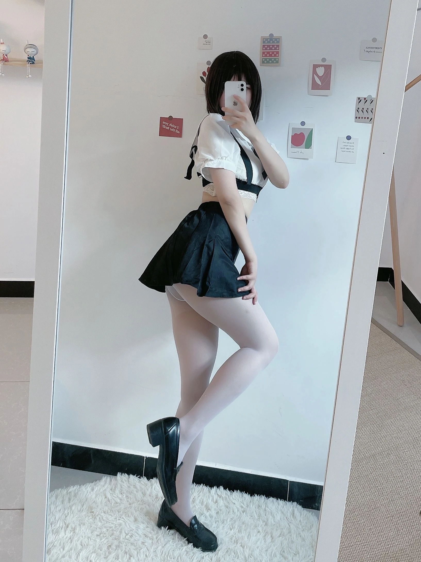 动漫博主田璐璐 – 白丝短裙高清在线免费欣赏–微密图社-微密图社