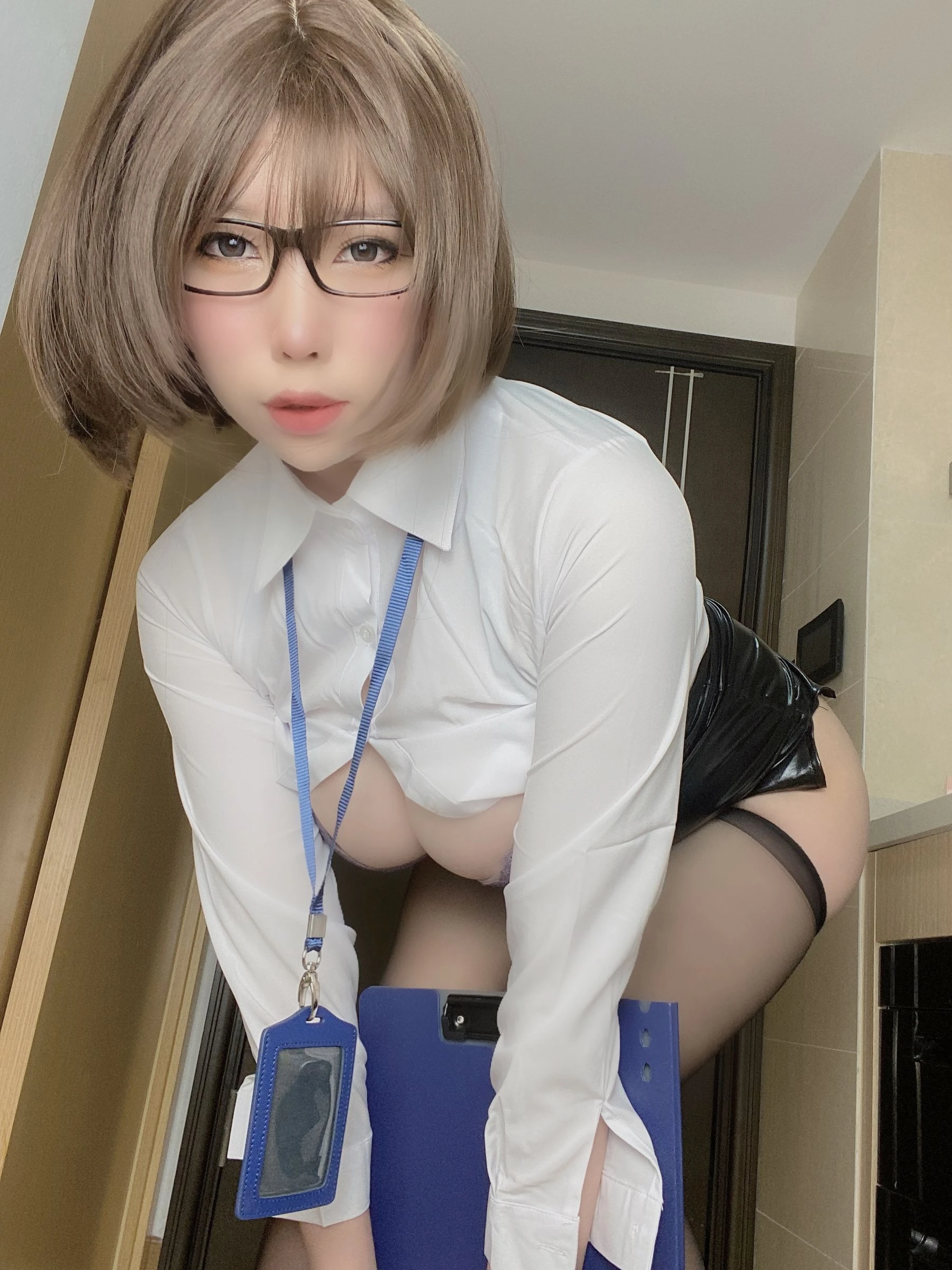 二次元巨乳美女鹿野希 [Fantia] 【20211229】仕事終わったよ~今から特別残業サービスしよう插图3