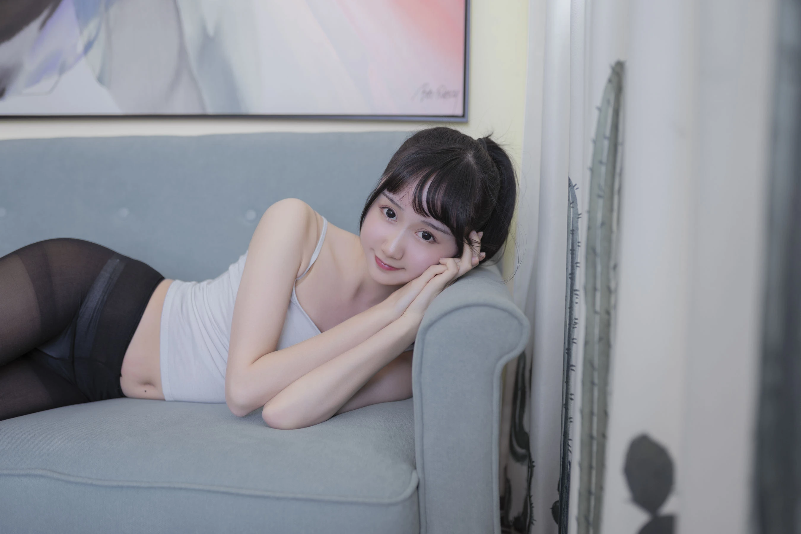 木绵绵OwO – 背心黑丝居家高清在线免费欣赏–微密图社-微密图社