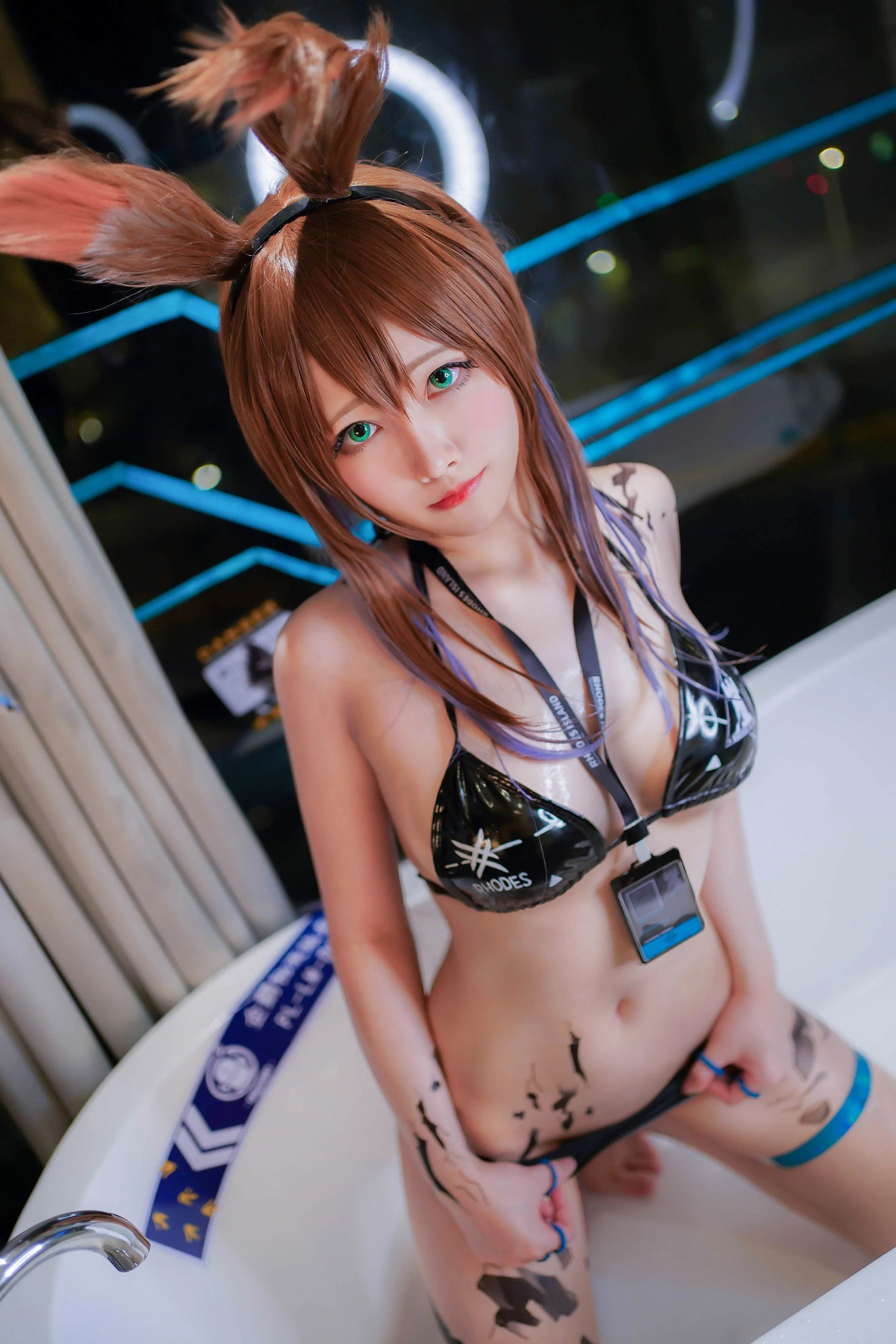 COS妹子Arty亞緹 – 黑胶兔女郎 [20P]插图2