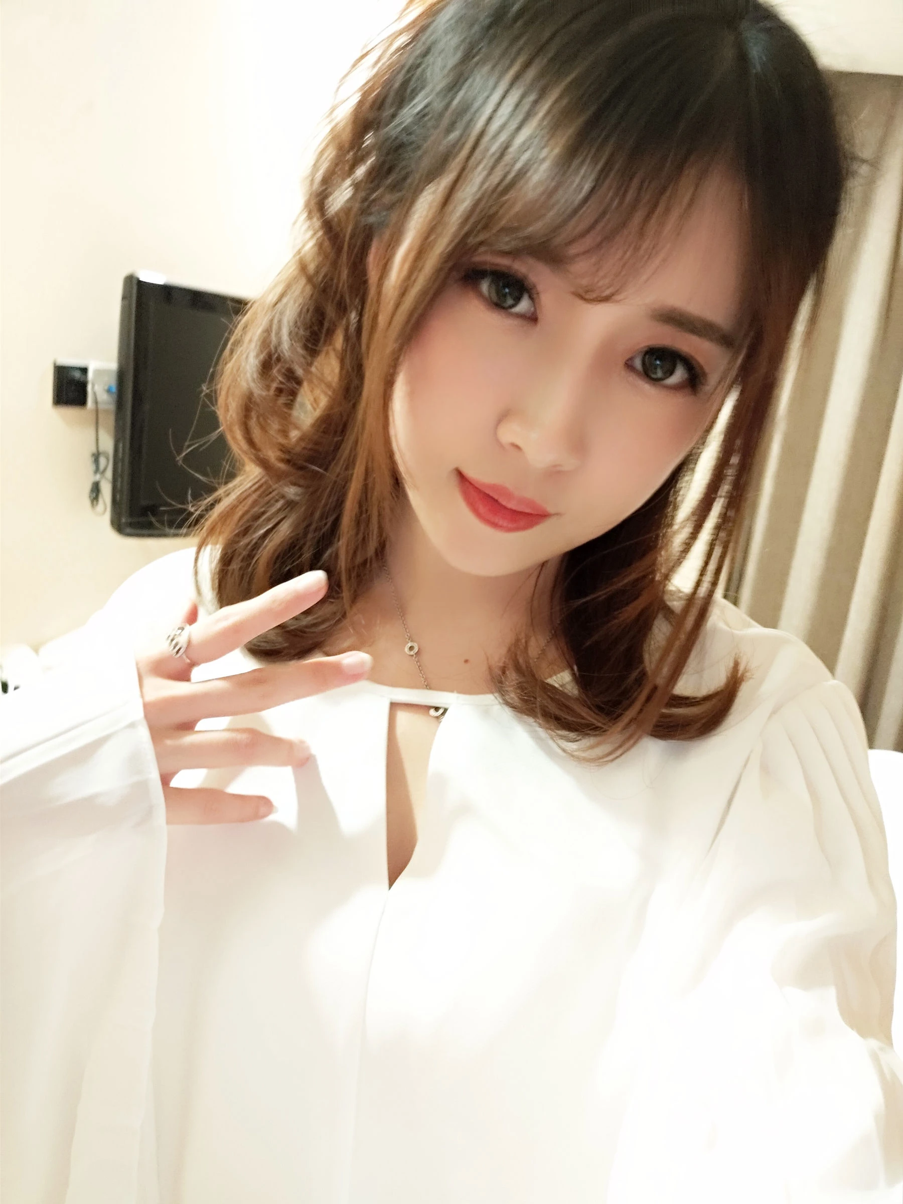 斗鱼主播小女巫露娜 – OL风肤色连裤袜高清在线免费欣赏–微密图社-微密图社