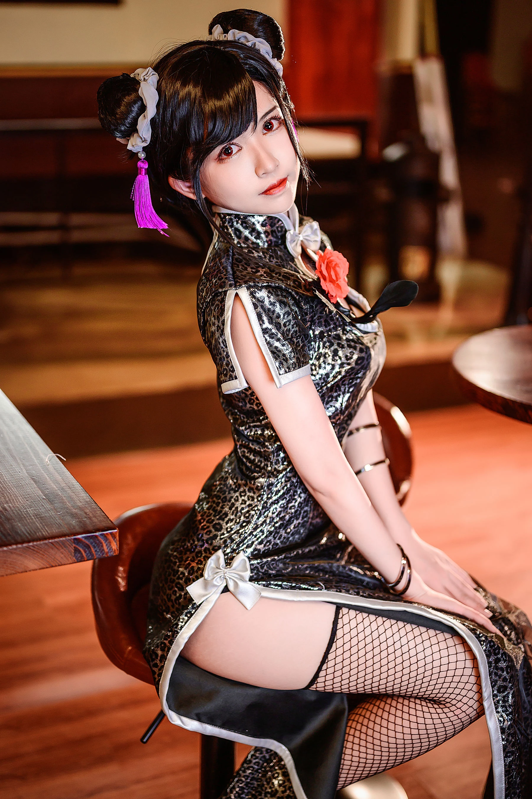 超人气Coser鳗鱼霏儿 – 蒂法旗袍 [42P]插图6