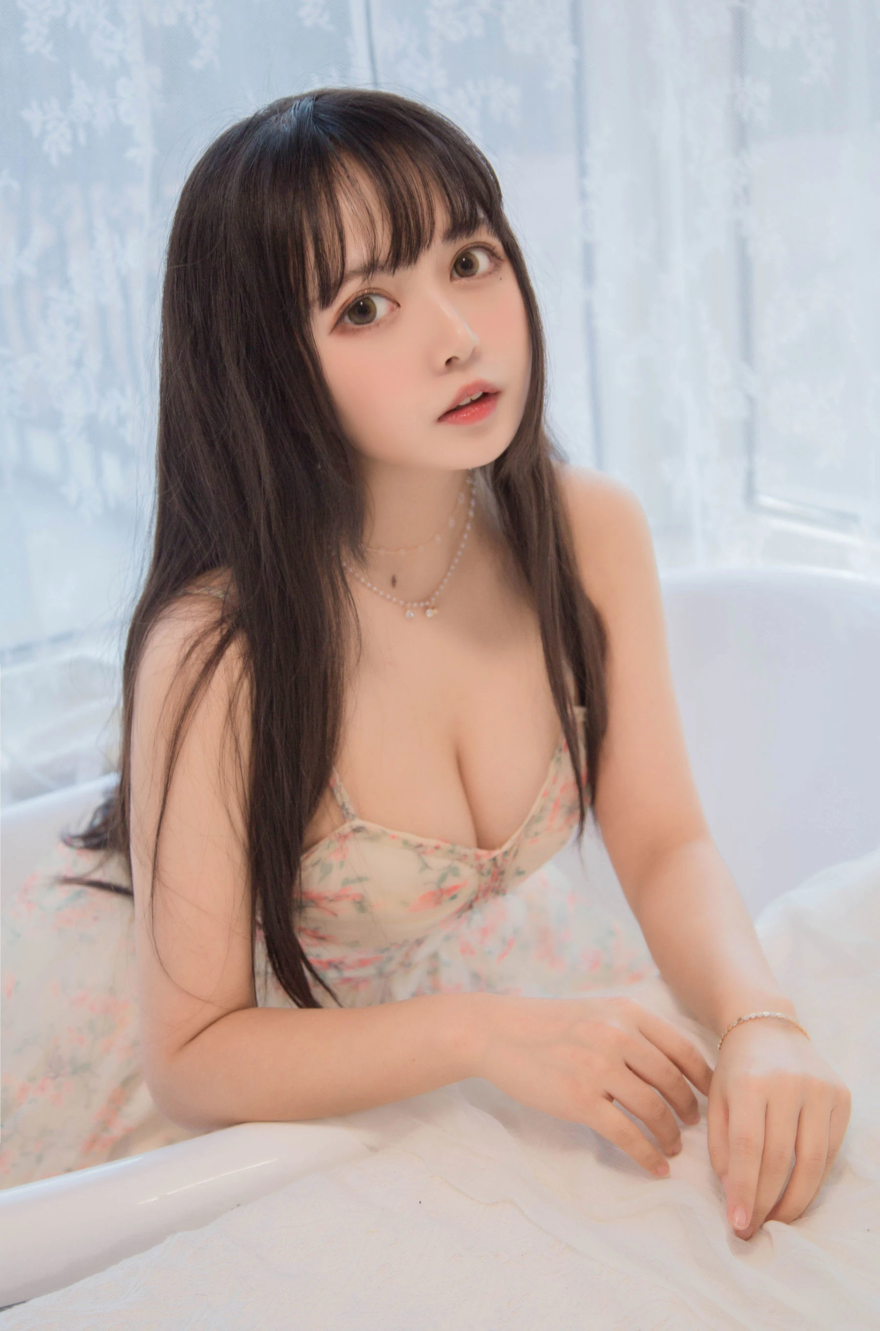 大眼萌妹黑猫猫OvO good morning + good night高清在线免费欣赏–微密图社-微密图社