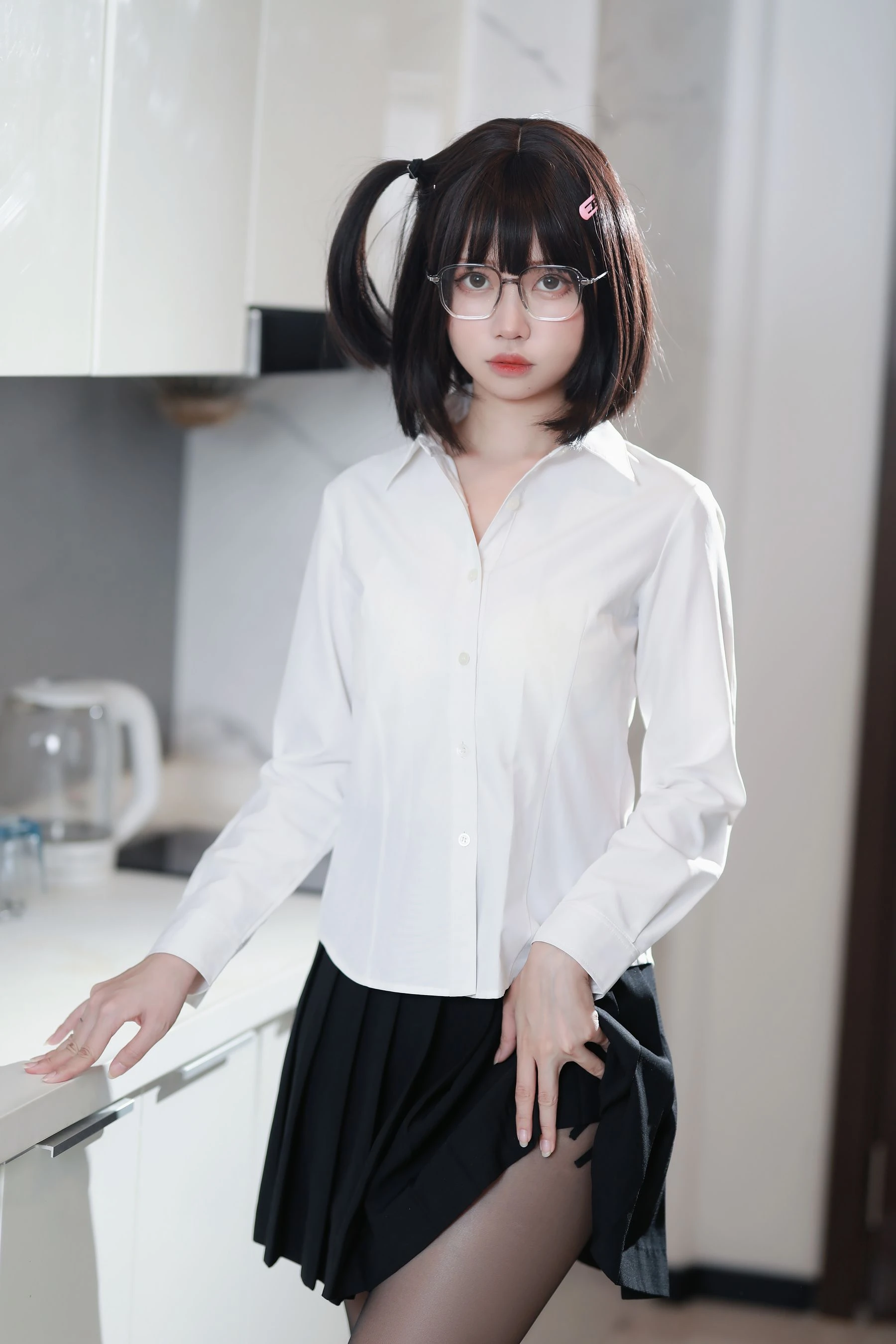 洛桑w伊梓 – 眼镜妹妹插图8