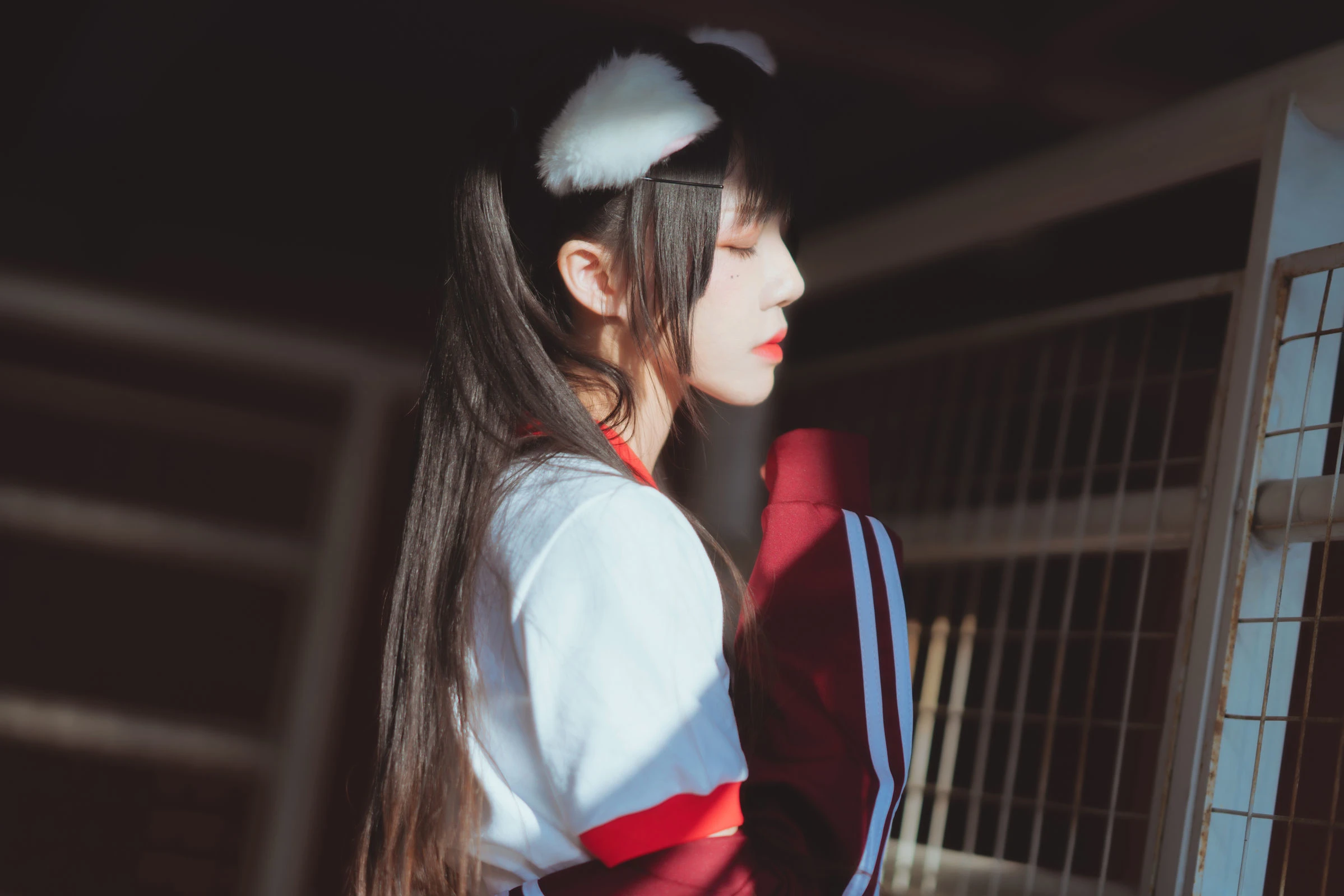 桜桃喵 – 红色体操服 [44P]插图2