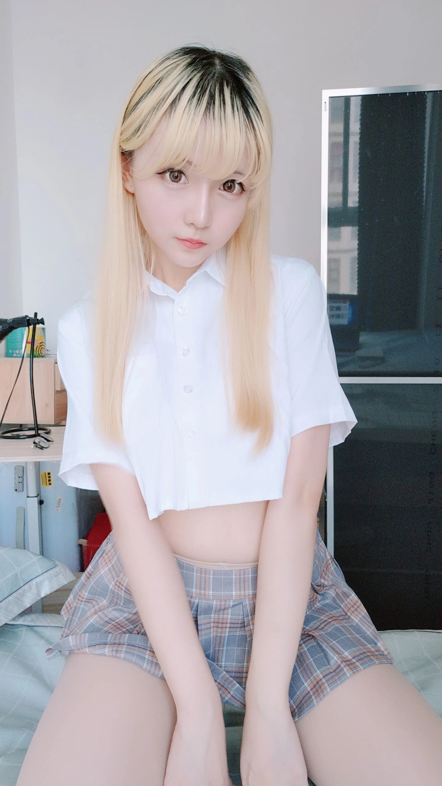 星之迟迟 – 短裙制服插图5