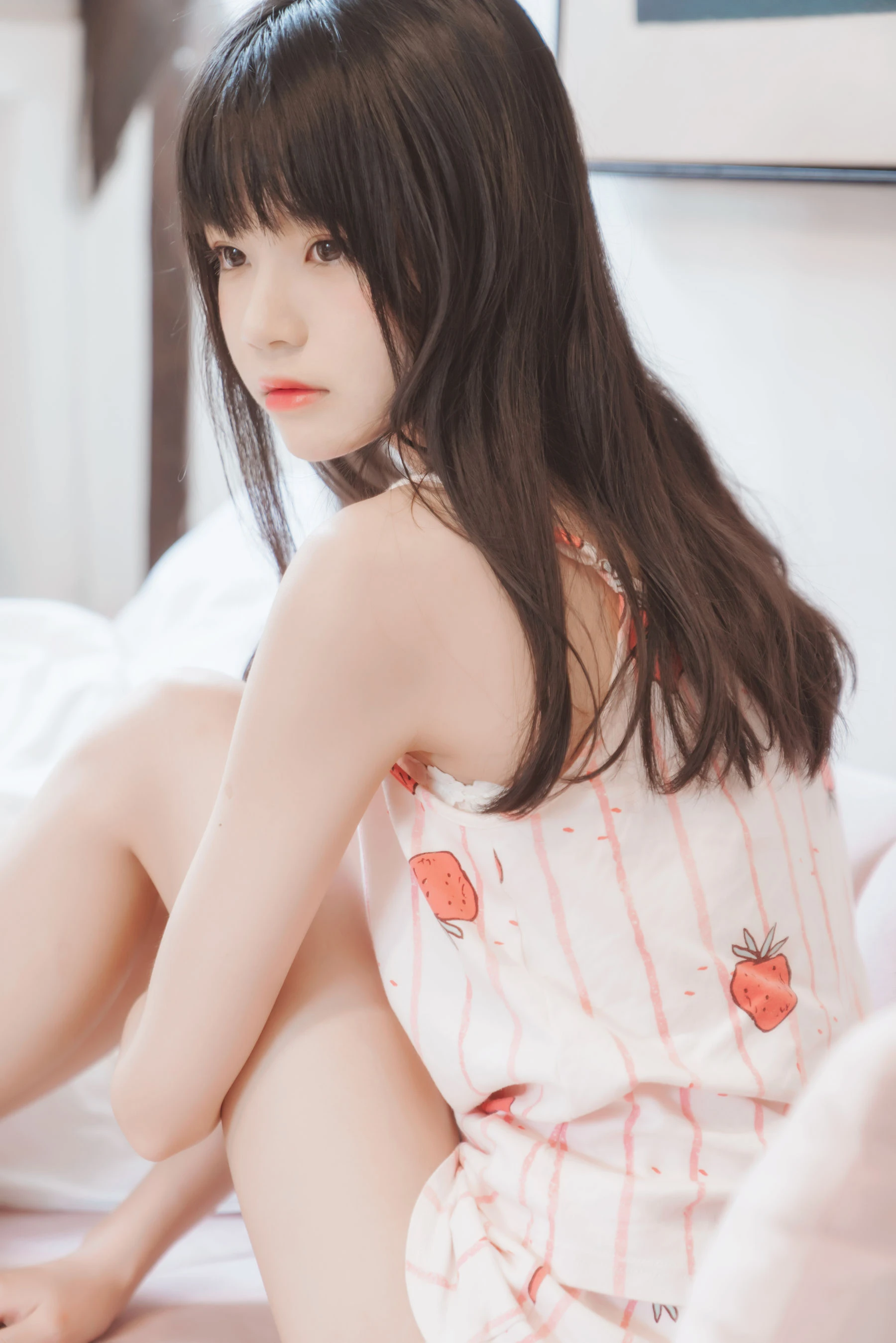 桜桃喵 – 甜甜之唇边小草莓插图7