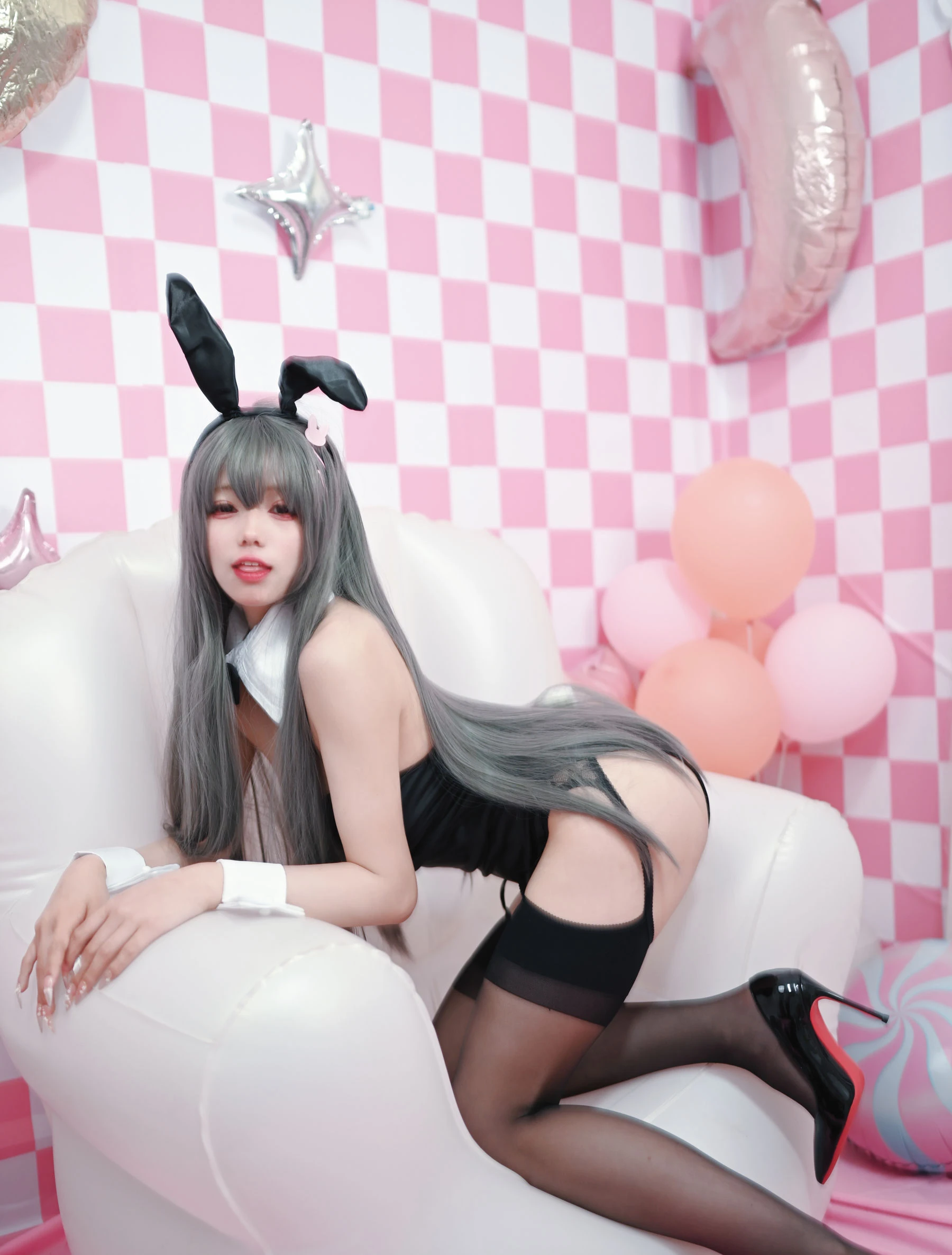 咬一口兔娘 – 樱岛麻衣兔女郎 [6P]插图1