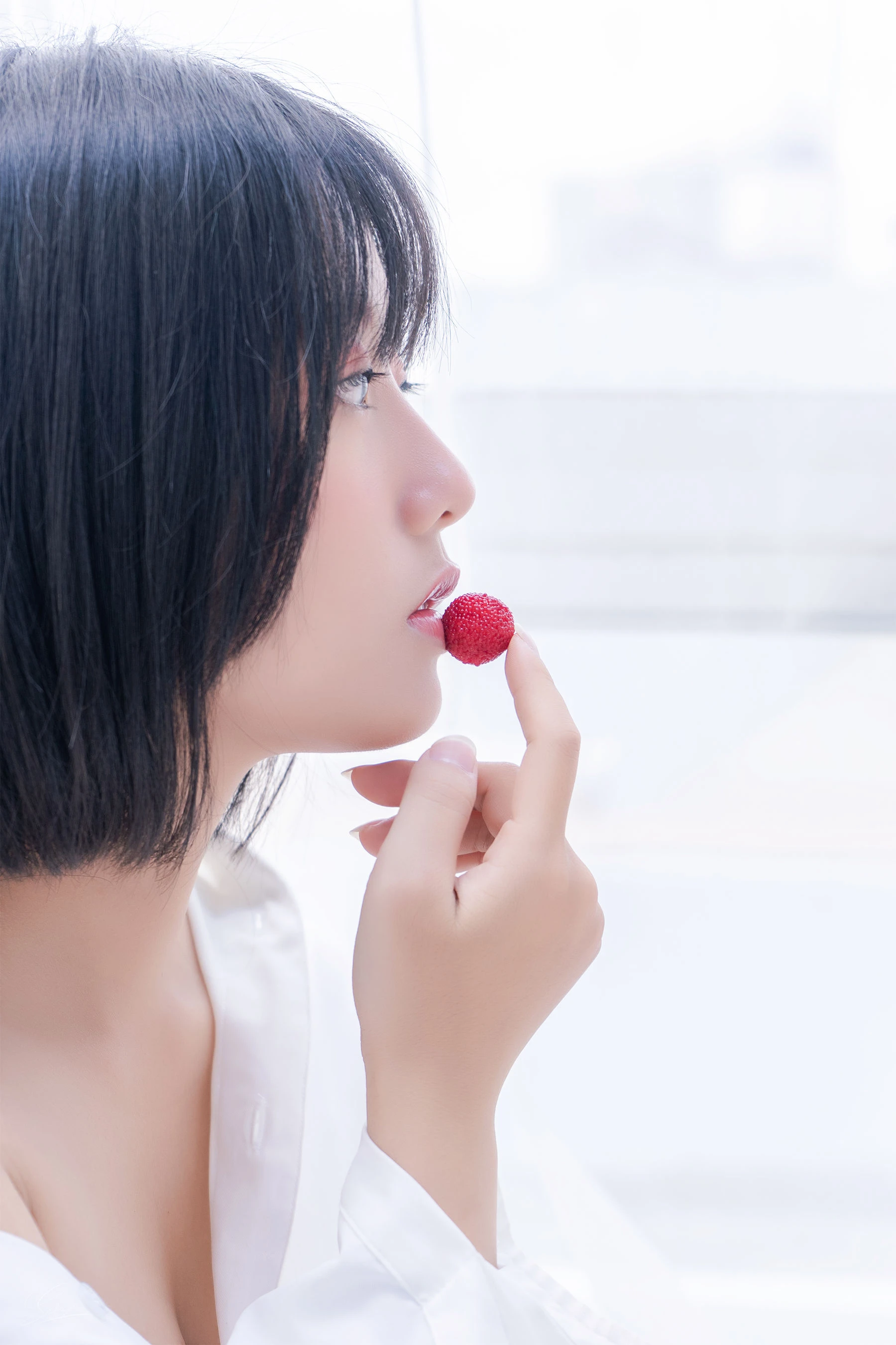 MessieHuang写真 – Boyfriend’s shirt插图1