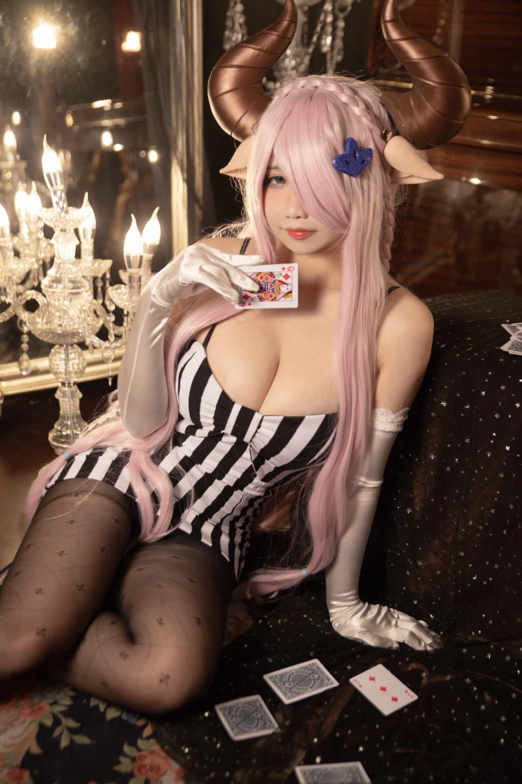 贞子蜜桃 – 娜露梅亚礼服插图3