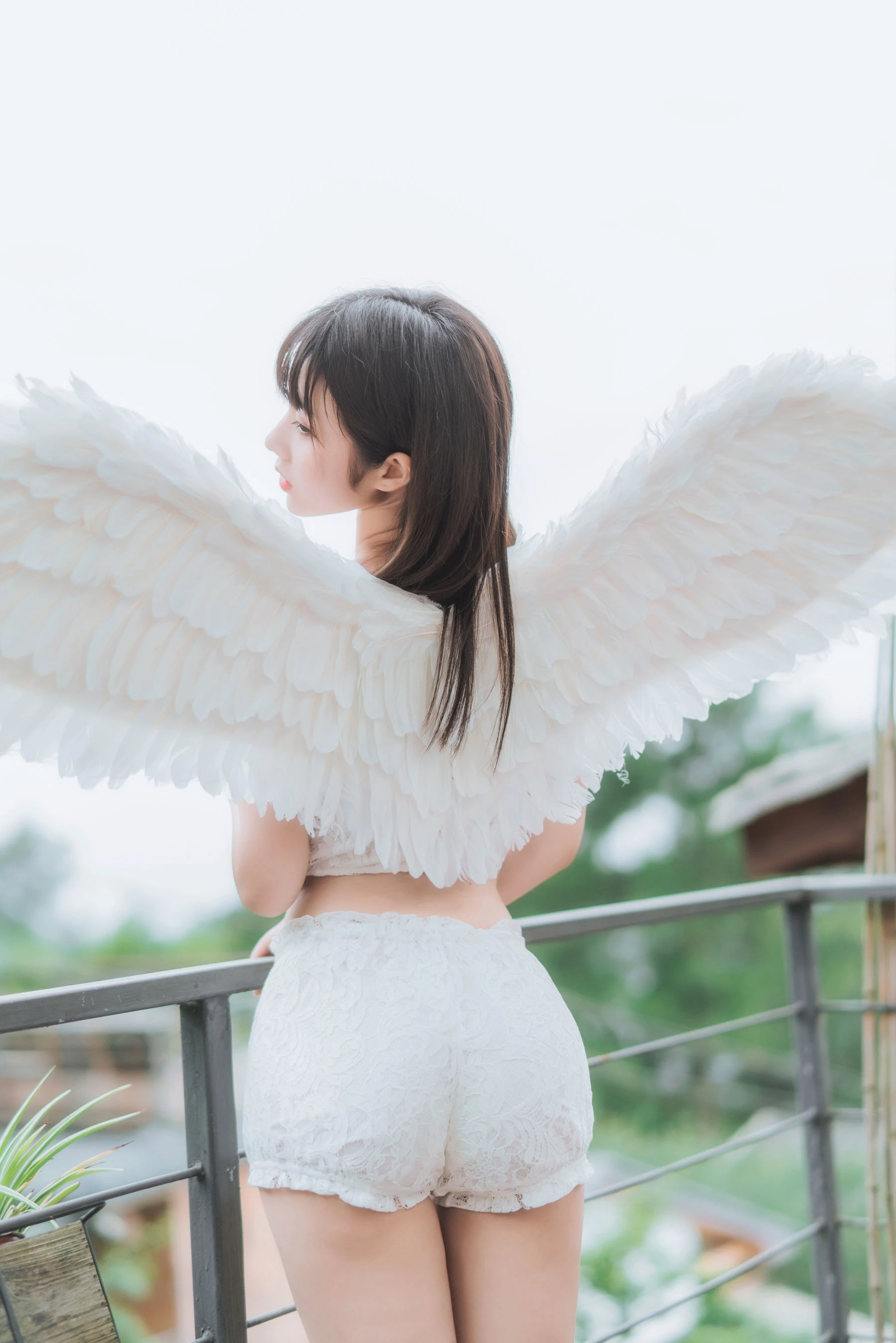 [萝莉COS] 微博福利姬镜酱 – 空镜 [88P]插图1