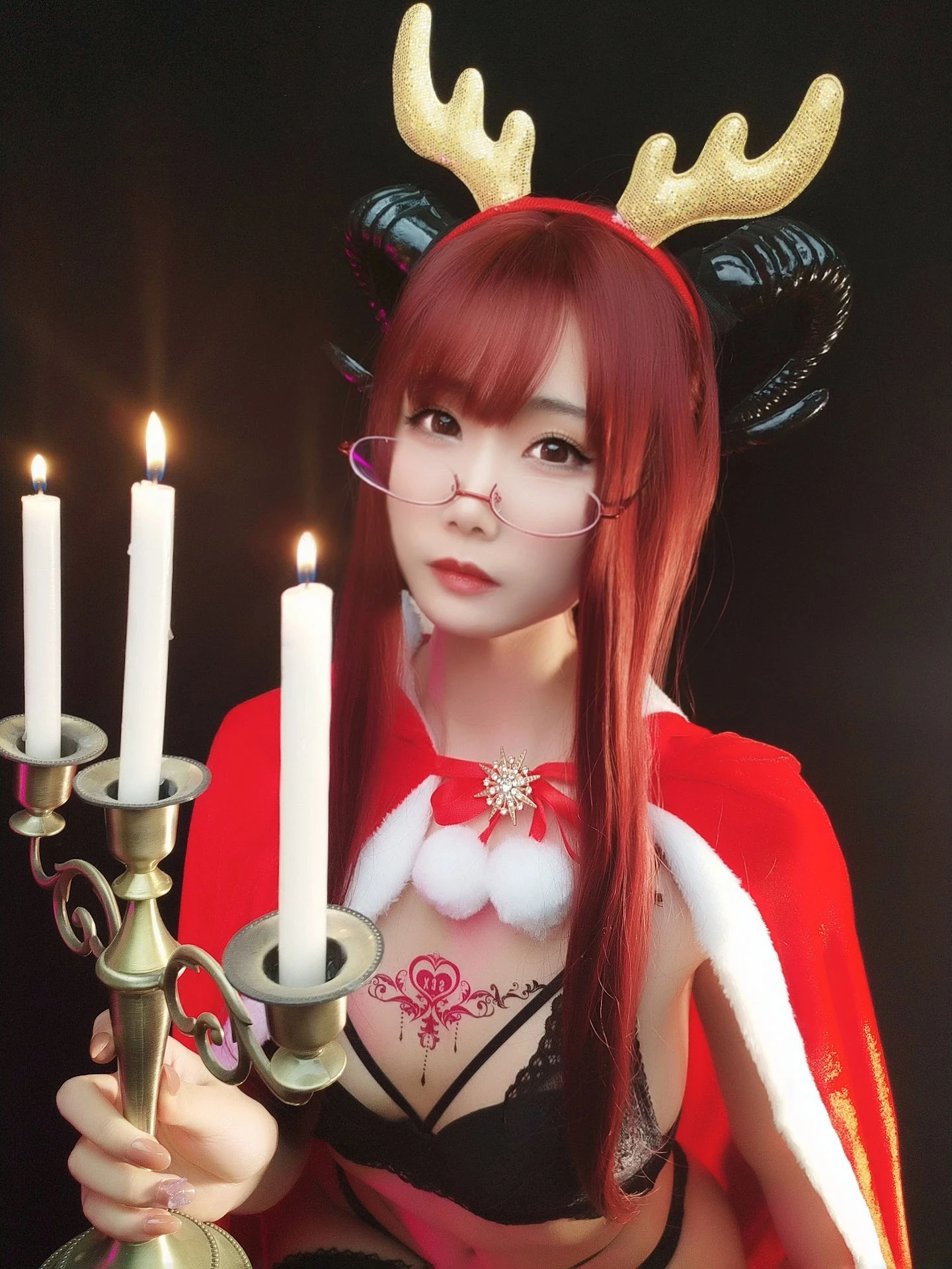 动漫博主曉美媽 – (圣诞自拍)雪夜魅魔插图1